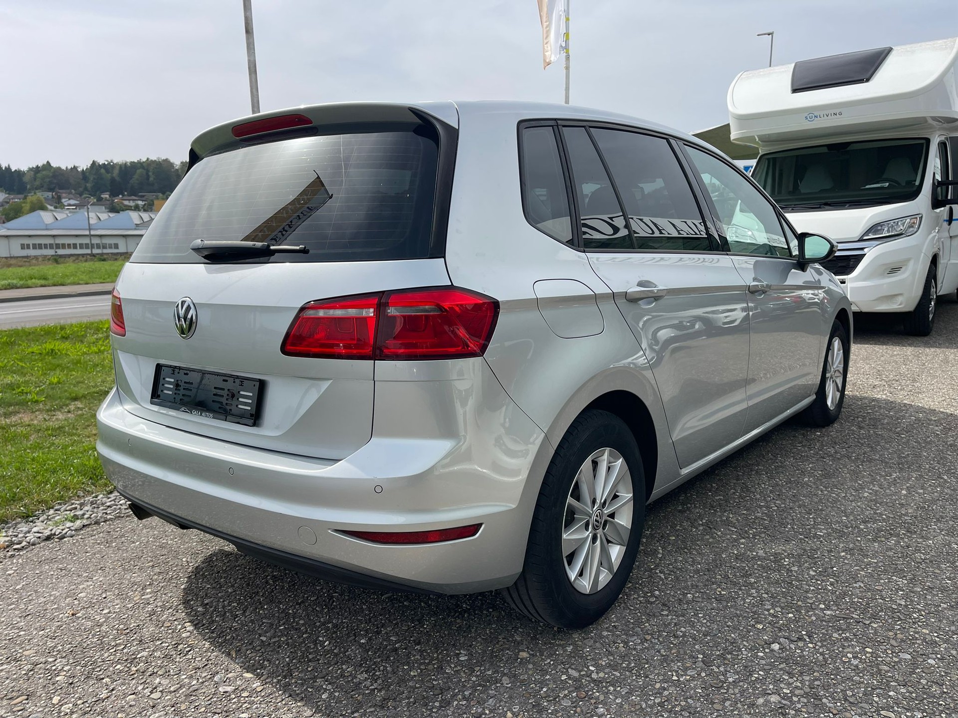 VW Golf Sportsvan 1.6 TDI Comfortline DSG-image-3