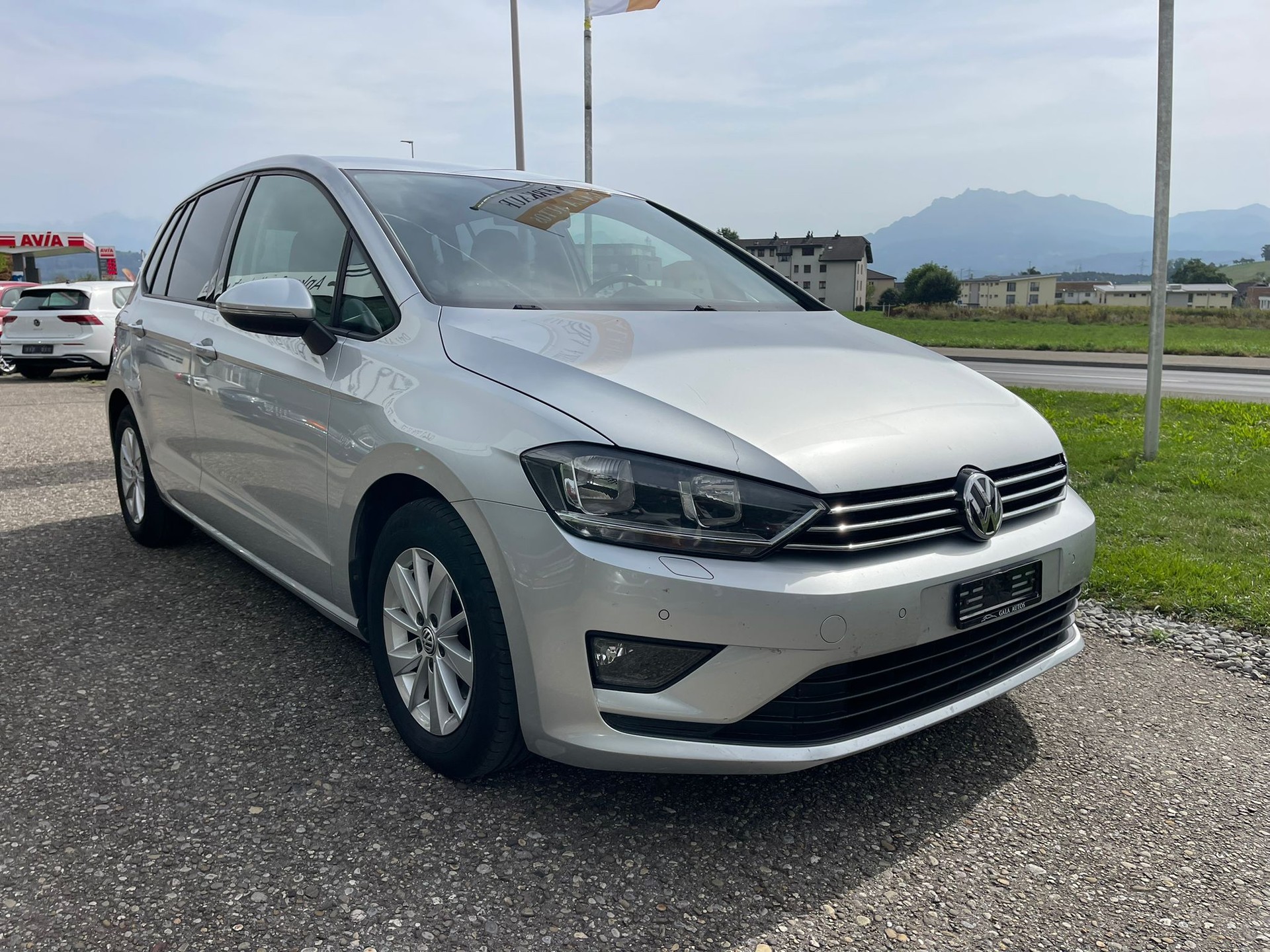 VW Golf Sportsvan 1.6 TDI Comfortline DSG-image-2