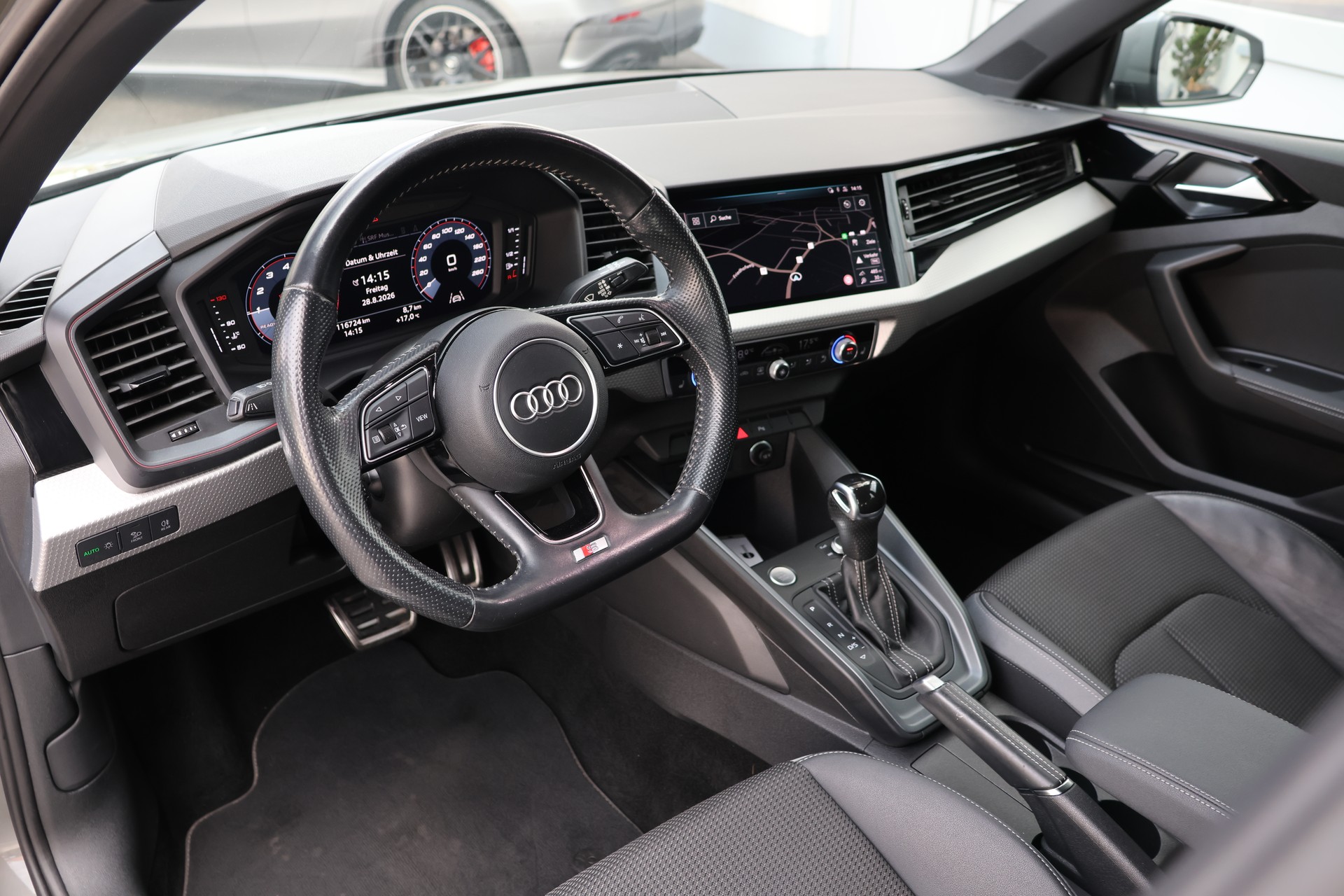 AUDI A1 Sportback 35 TFSI S Line S-tronic (CH)-image-11