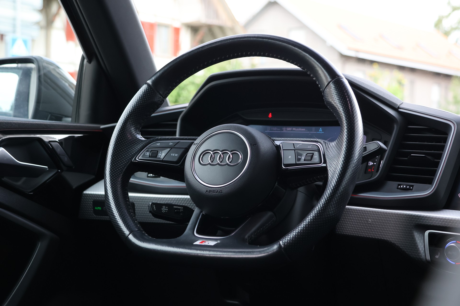 AUDI A1 Sportback 35 TFSI S Line S-tronic (CH)-image-15