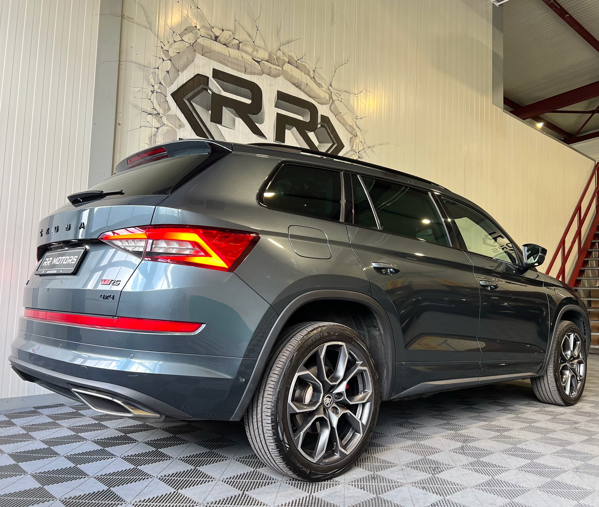 SKODA Kodiaq 2.0 Bi-TDI SCR RS 4x4 DSG-image-3
