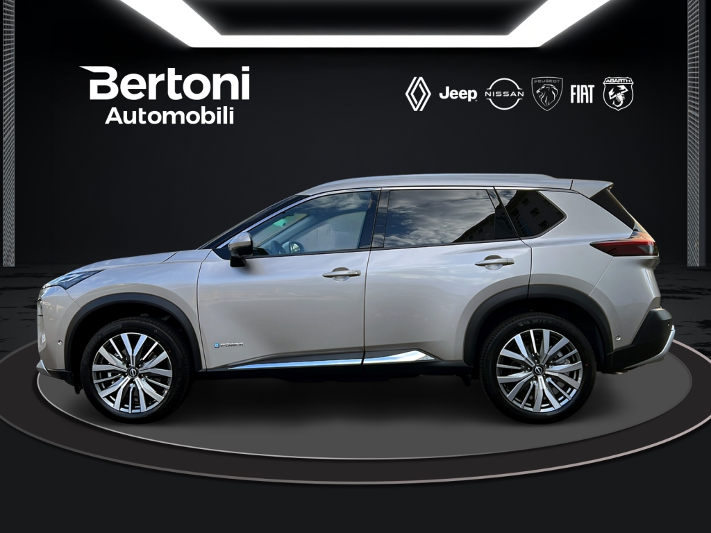NISSAN X-Trail 1.5 VC-T Tekna+ e-4orc-showroom-element-1