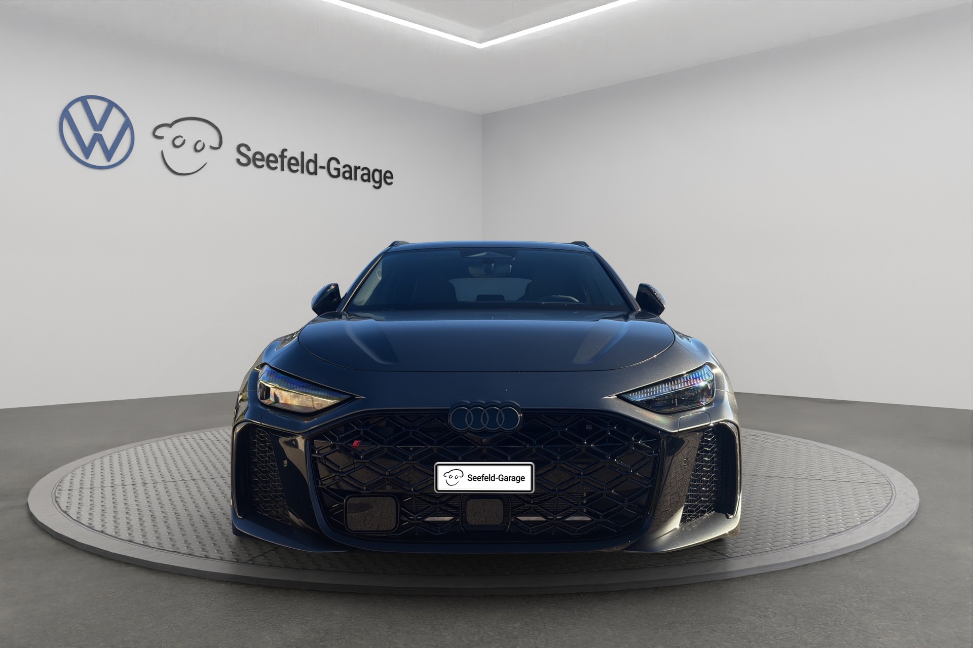 AUDI RS 5 Avant TFSI 470 kW Tiptronic quattro-image-1