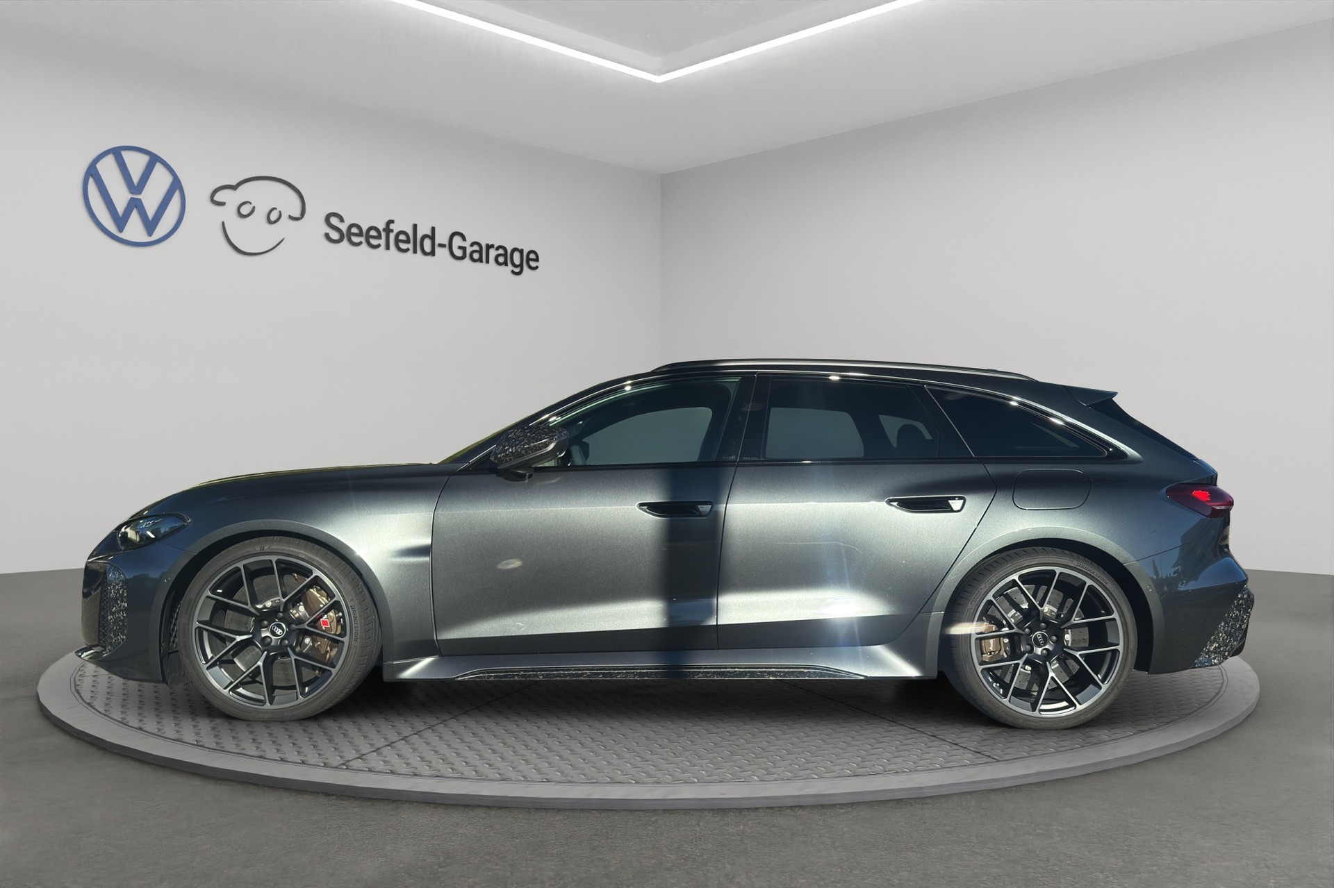 AUDI RS 5 Avant TFSI 470 kW Tiptronic quattro-image-2