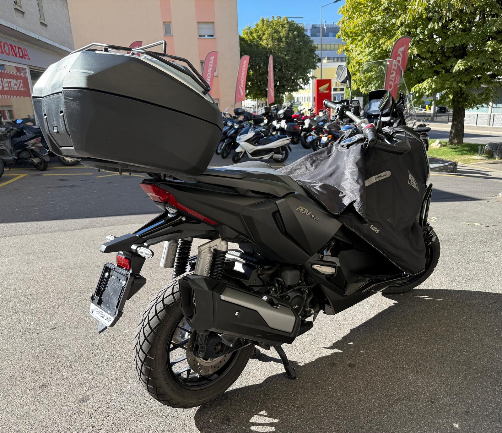 HONDA ADV 350-image-5