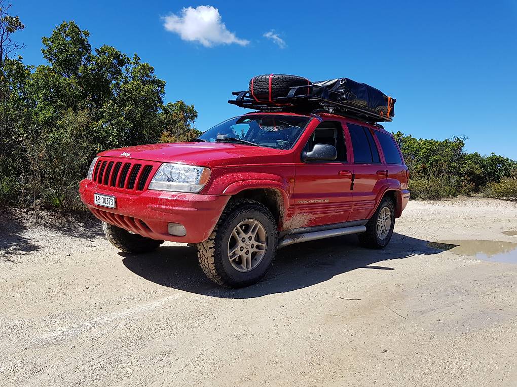 JEEP Grand Cherokee-image-0