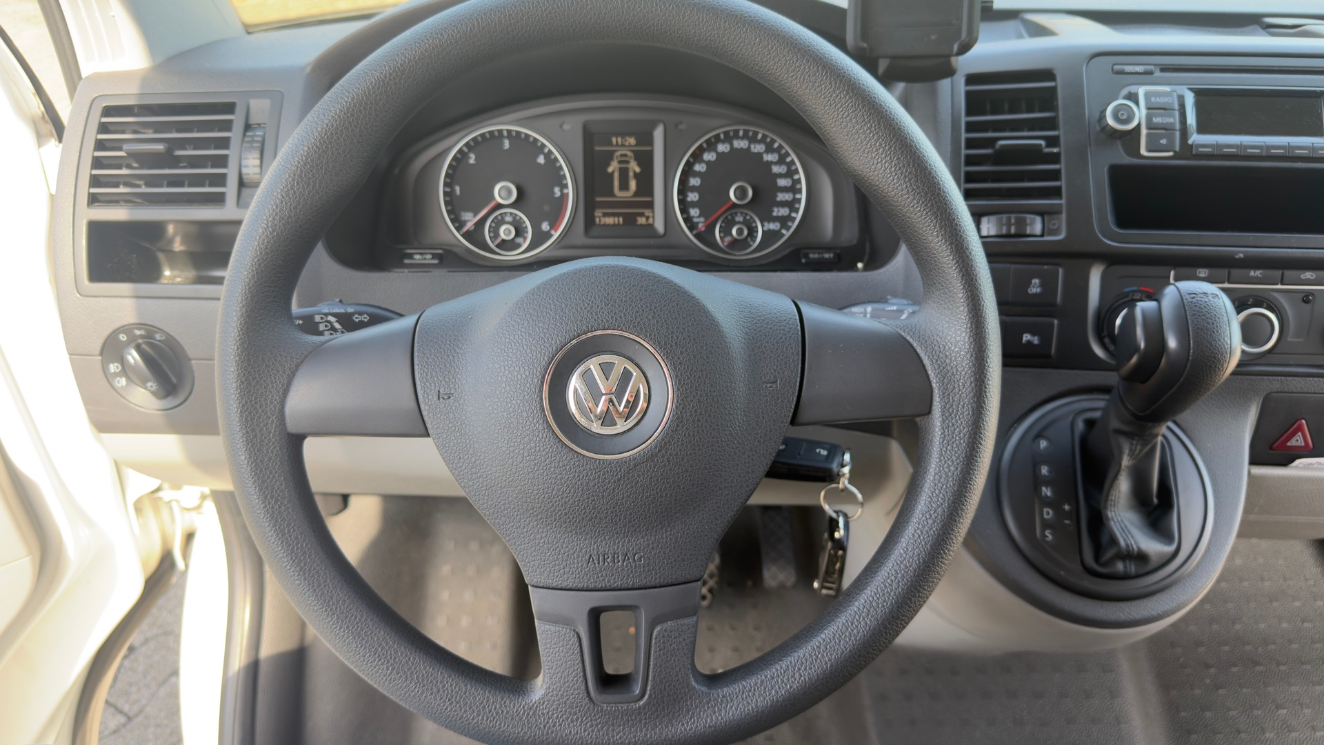 VW T5 2.0 TDI BMT DSG-image-9