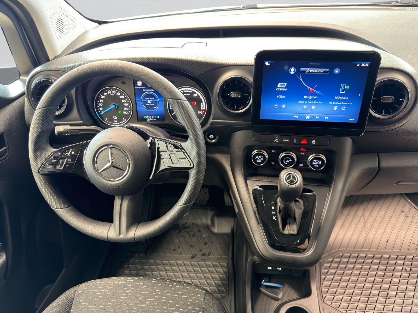 MERCEDES-BENZ eCitan 45kWh Pro-image-10