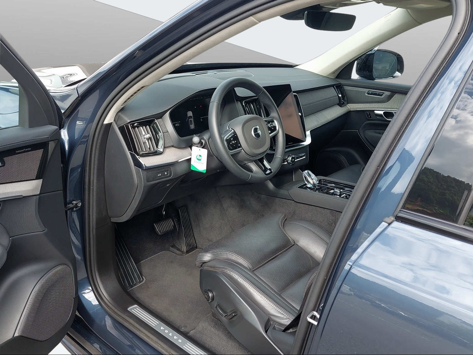 VOLVO XC90 2.0 T8 TE Ultra Dark eAWD-image-10