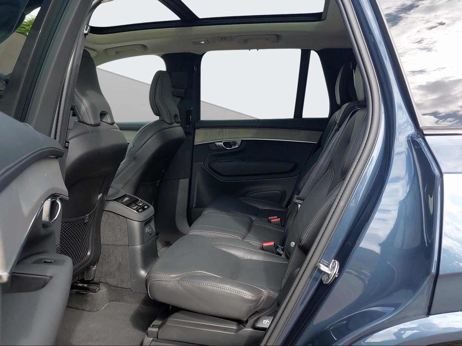 VOLVO XC90 2.0 T8 TE Ultra Dark eAWD-image-11
