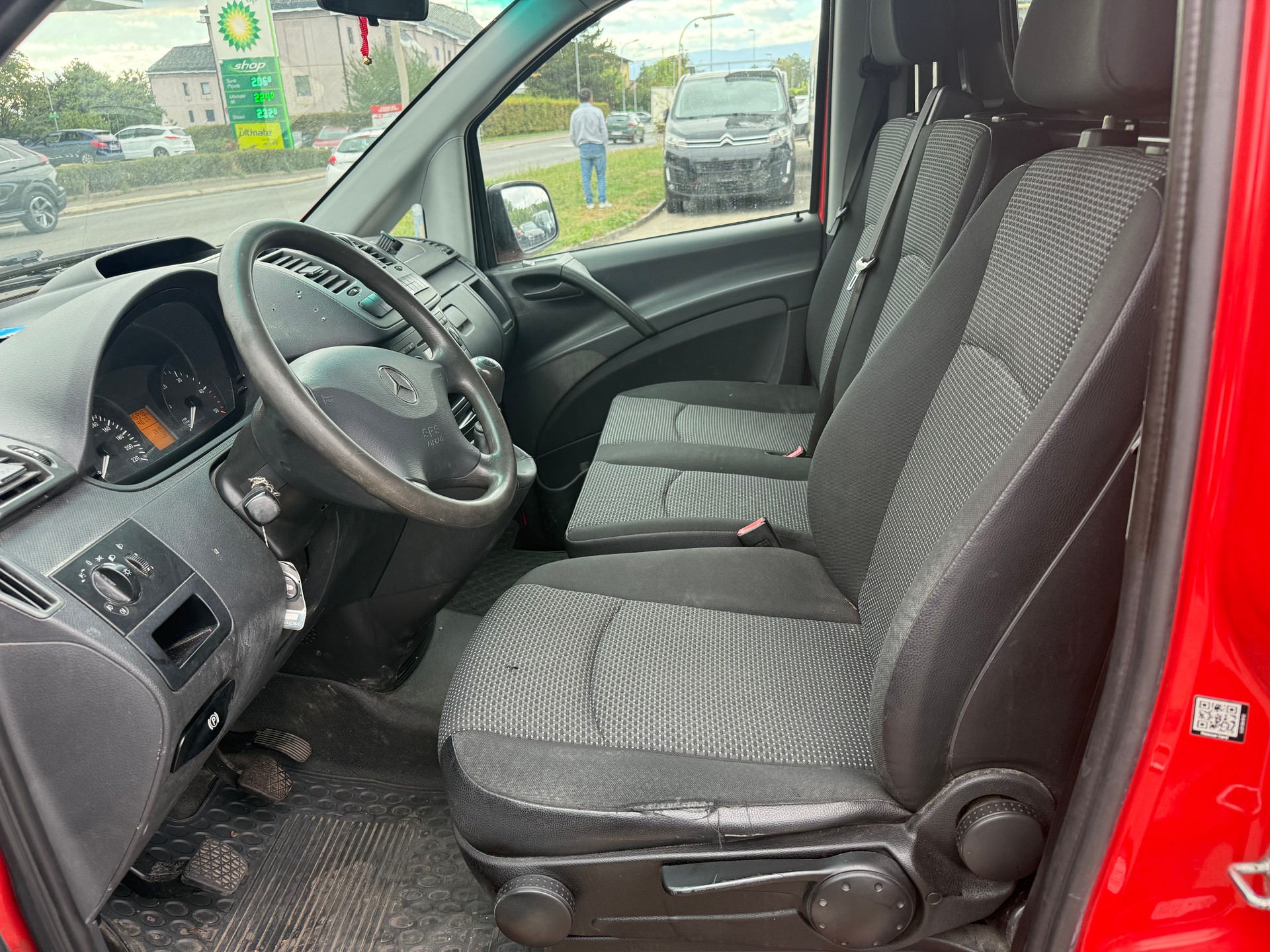 MERCEDES-BENZ Vito 113 CDI Blue Efficiency L-image-9