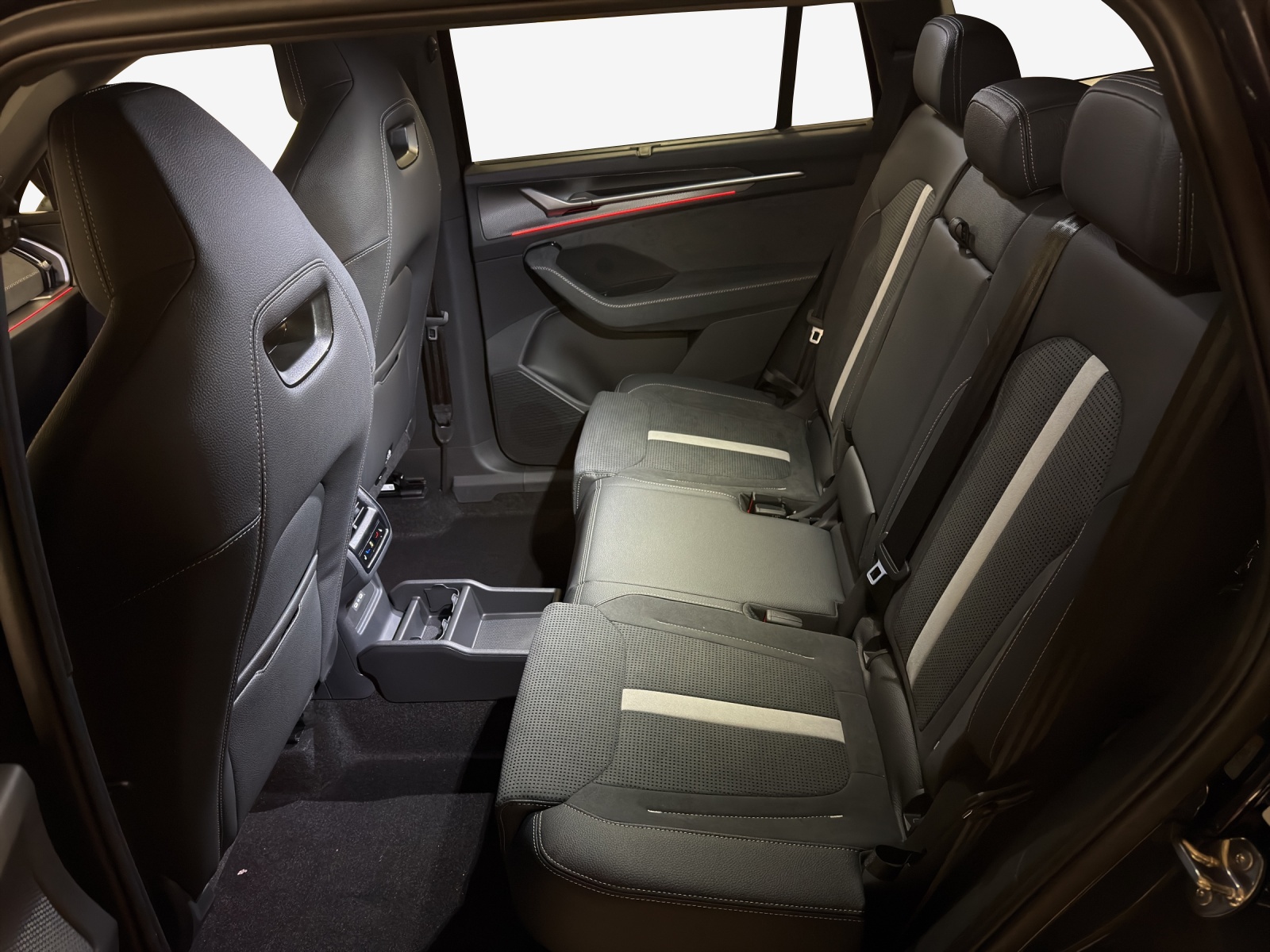 SKODA Kodiaq 2.0 TSI Sportline 4x4-image-11