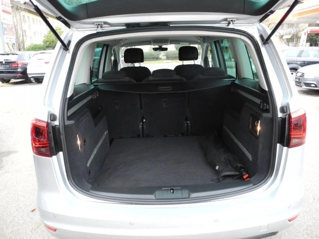SEAT Alhambra 2.0 TDI Style 4Drive ** Navigation Usb,Aux ** 16"Aluräder ** Rückfahrkamera ** Sitzheizung **-image-5