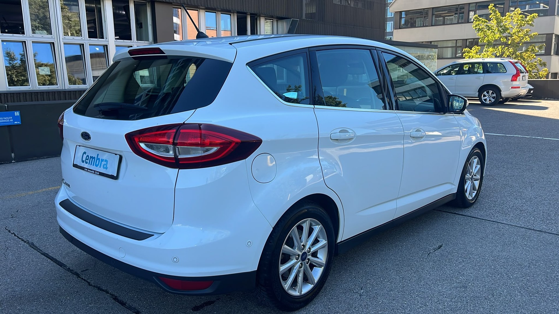 FORD C-Max 1.5 TDCi Trend PowerShift-image-5
