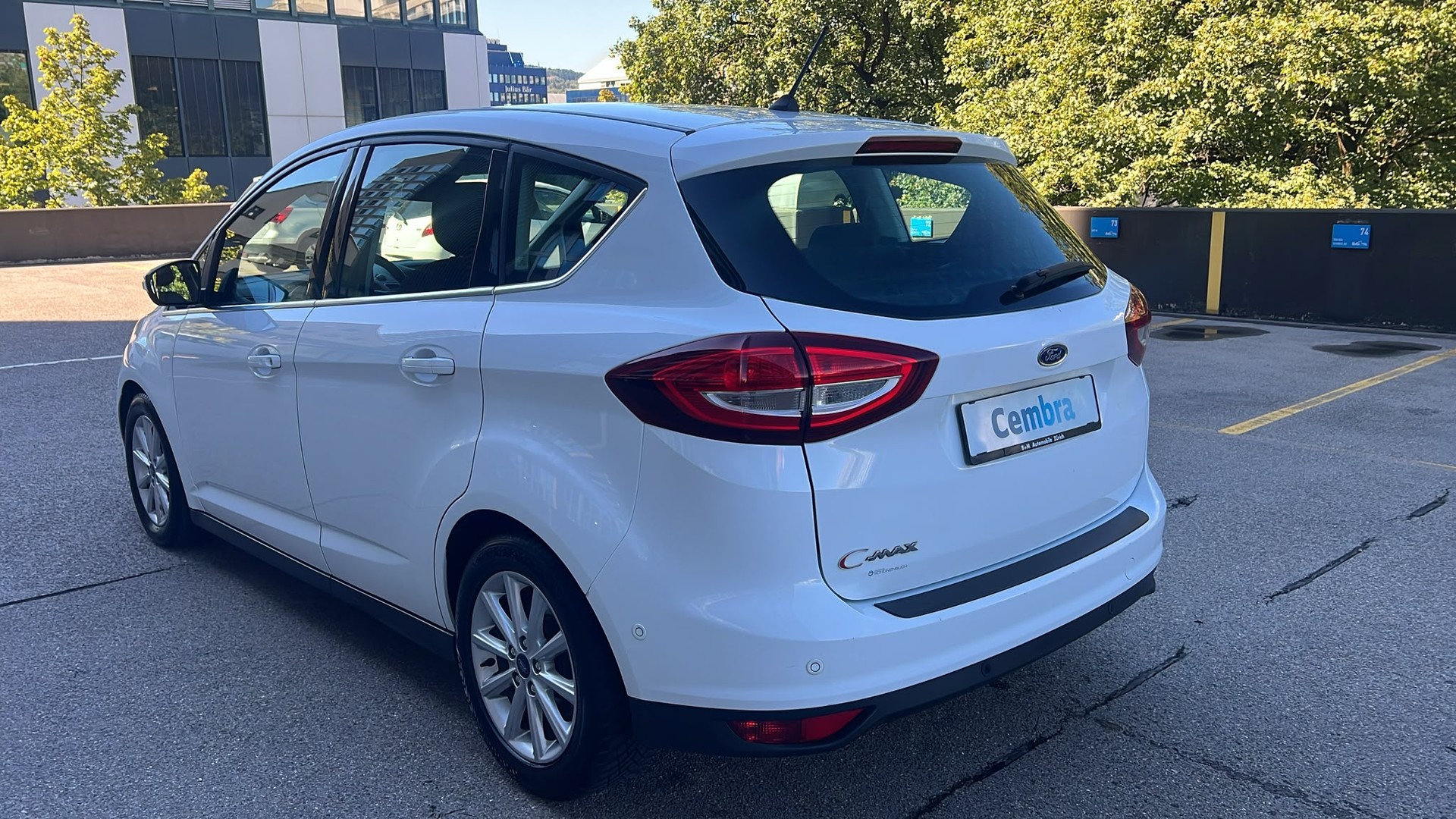 FORD C-Max 1.5 TDCi Trend PowerShift-image-6