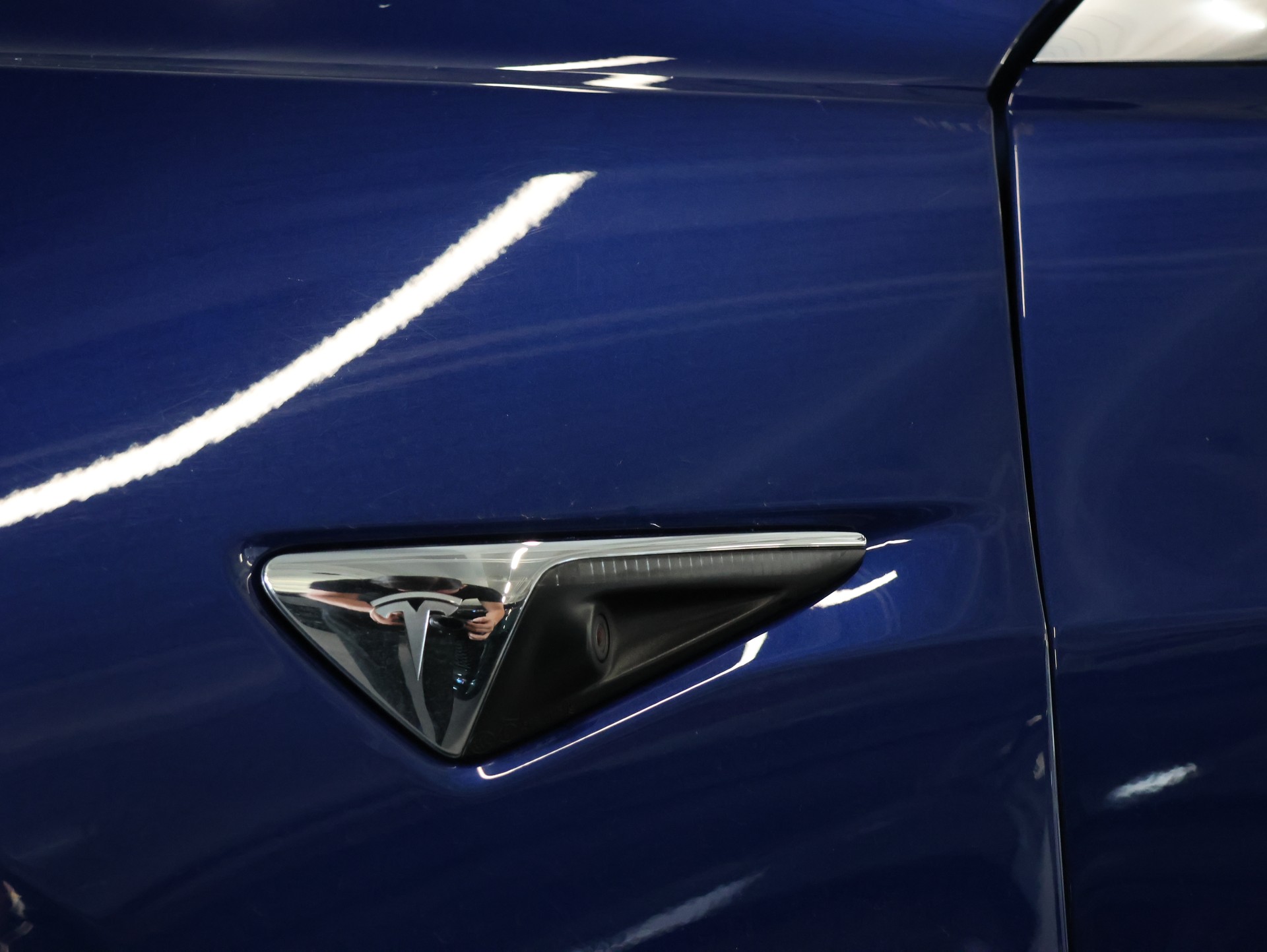 TESLA Model 3 Long Range Dual Motor AWD-image-11