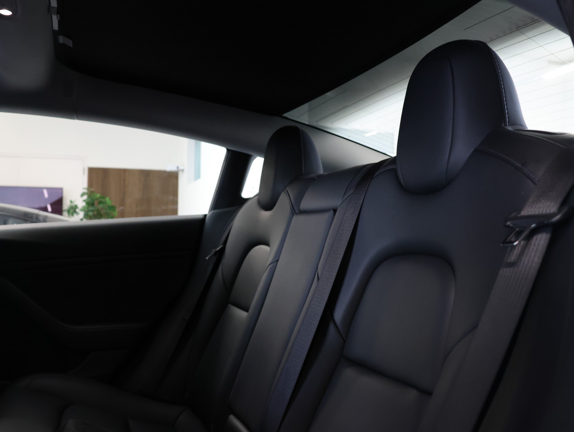 TESLA Model 3 Long Range Dual Motor AWD-image-21