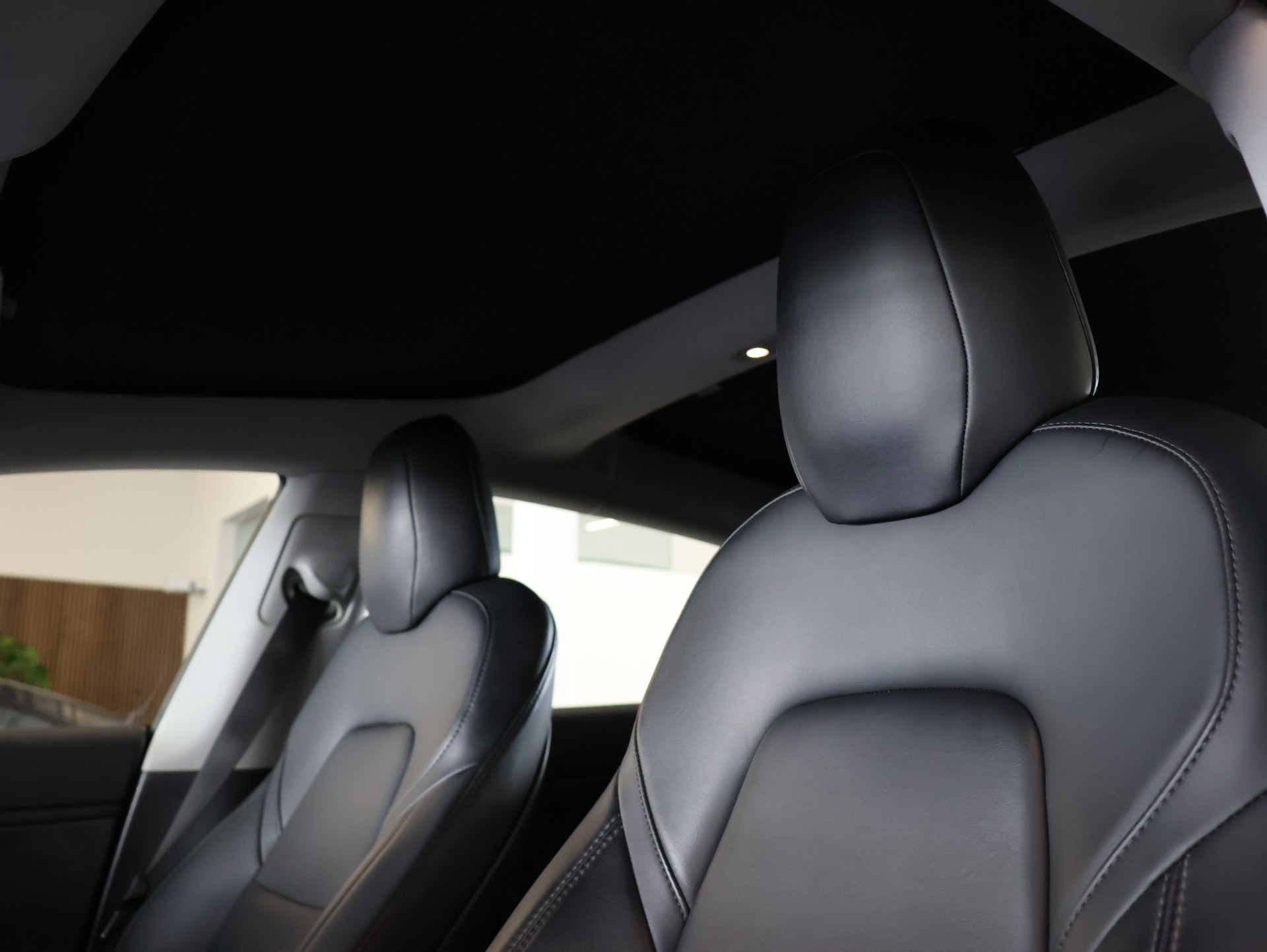 TESLA Model 3 Long Range Dual Motor AWD-image-13