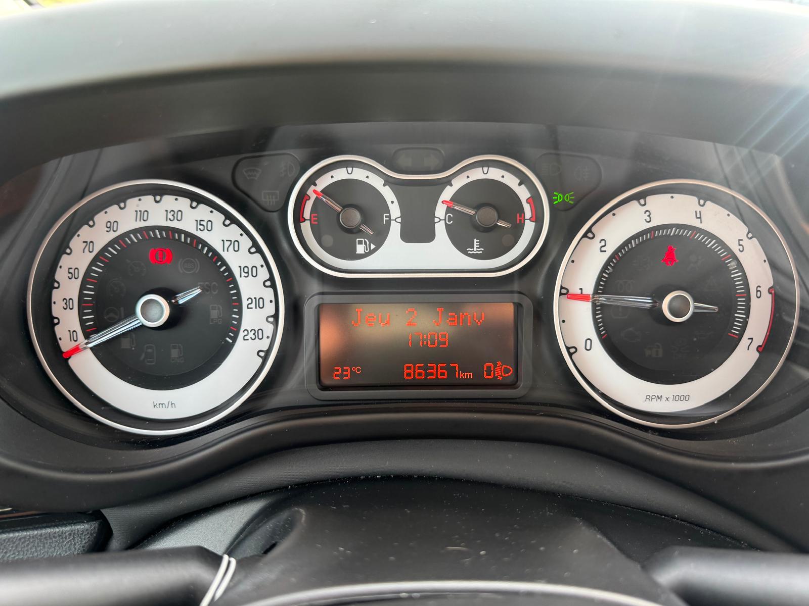 FIAT 500L 0.9 Twinair turbo Pop Star-image-9