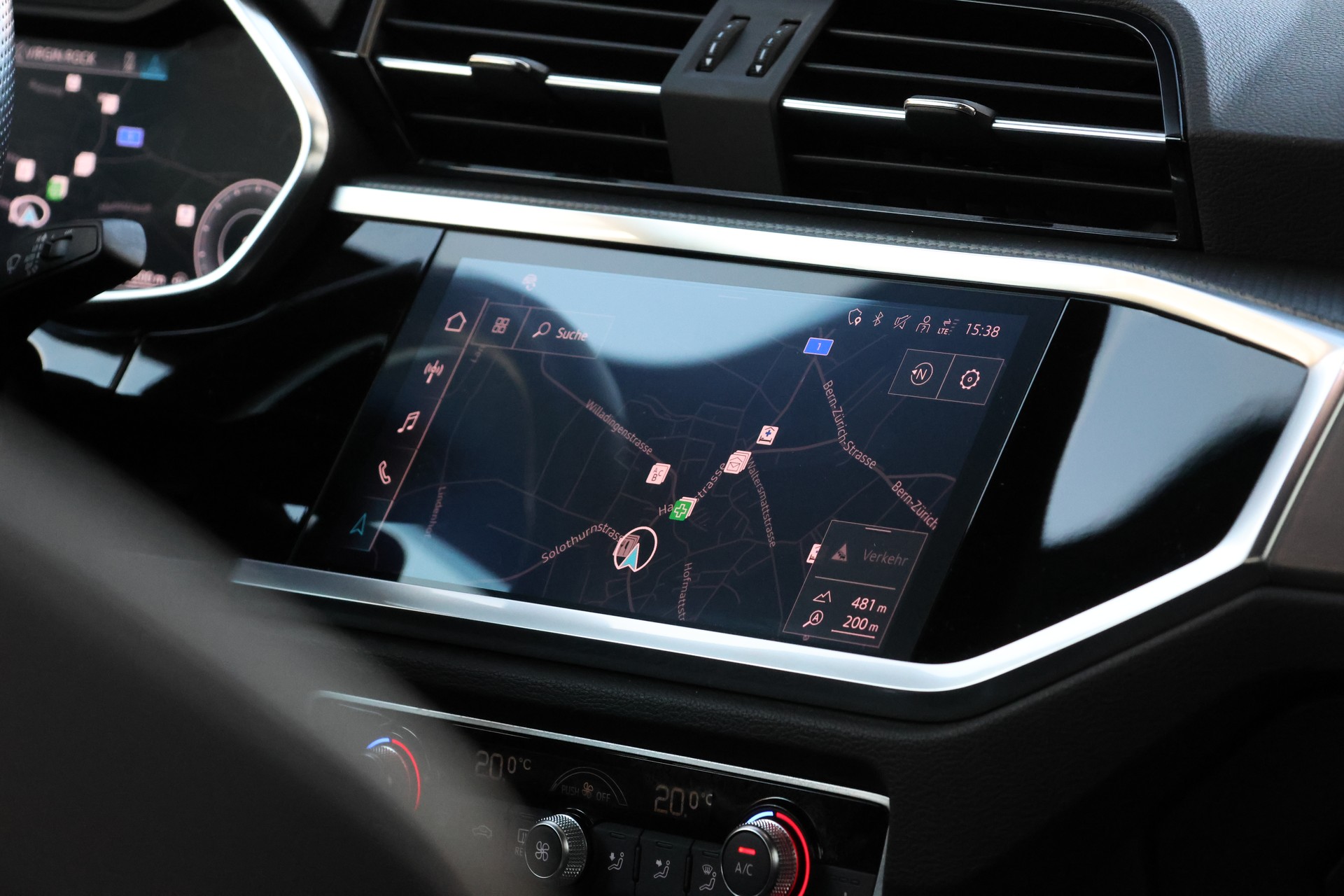 AUDI Q3 Sportback 40 TDI S line Attraction quattro S-tronic (CH)-image-18