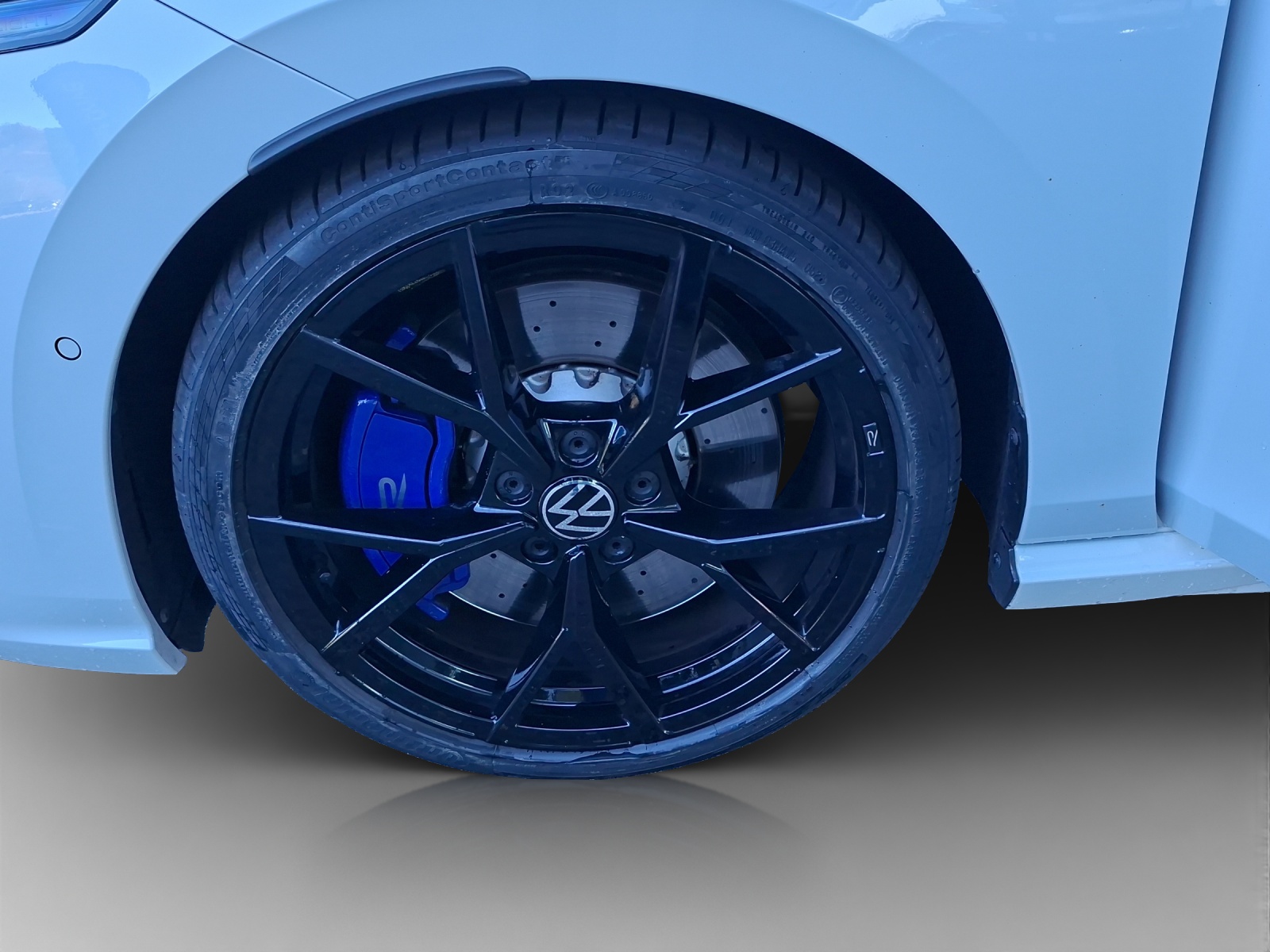 VW Golf 2.0 TSI R DSG 4Motion R Performance-image-13