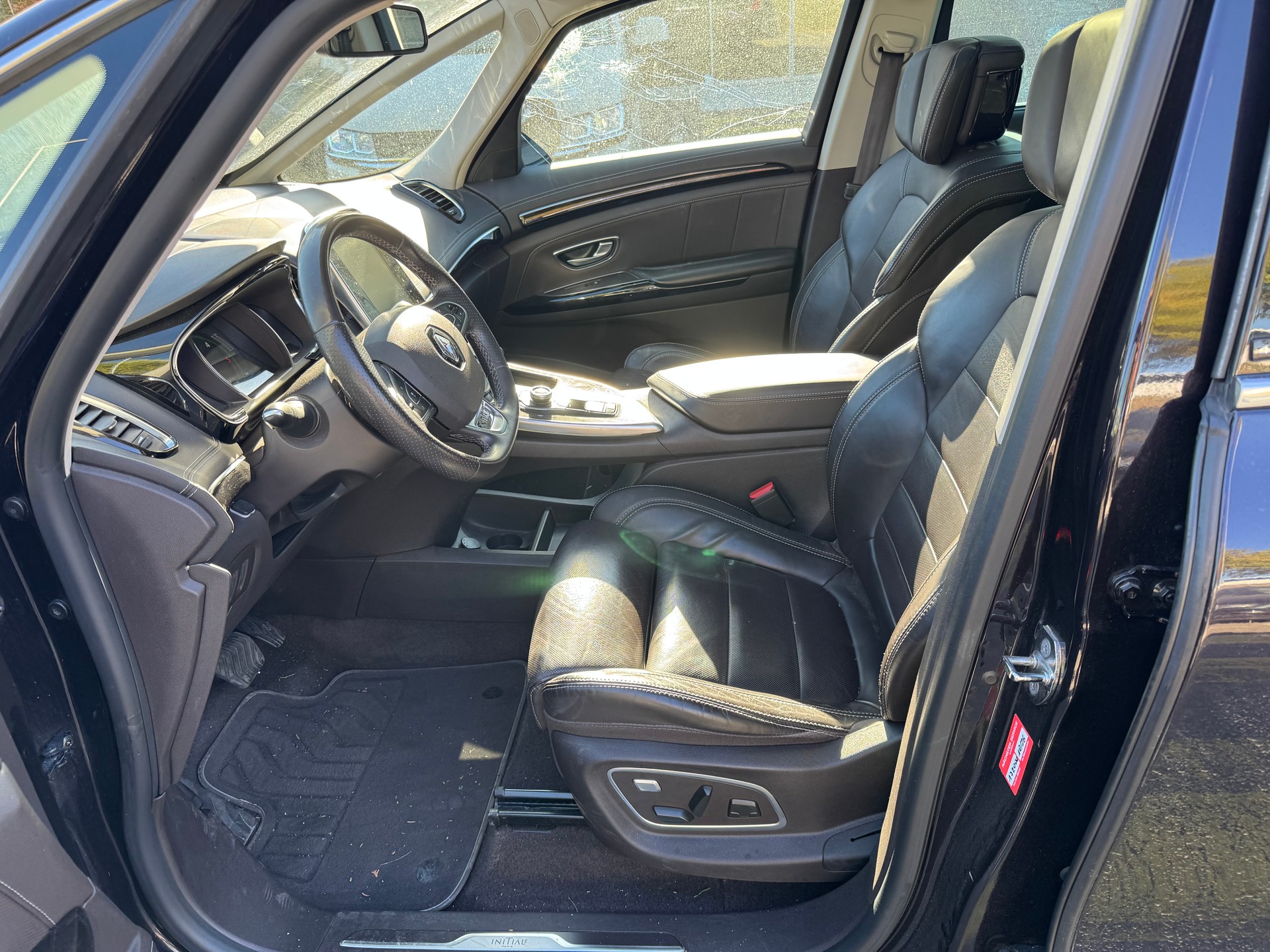 RENAULT Espace 1.6 dCi Initiale Paris EDC-image-12