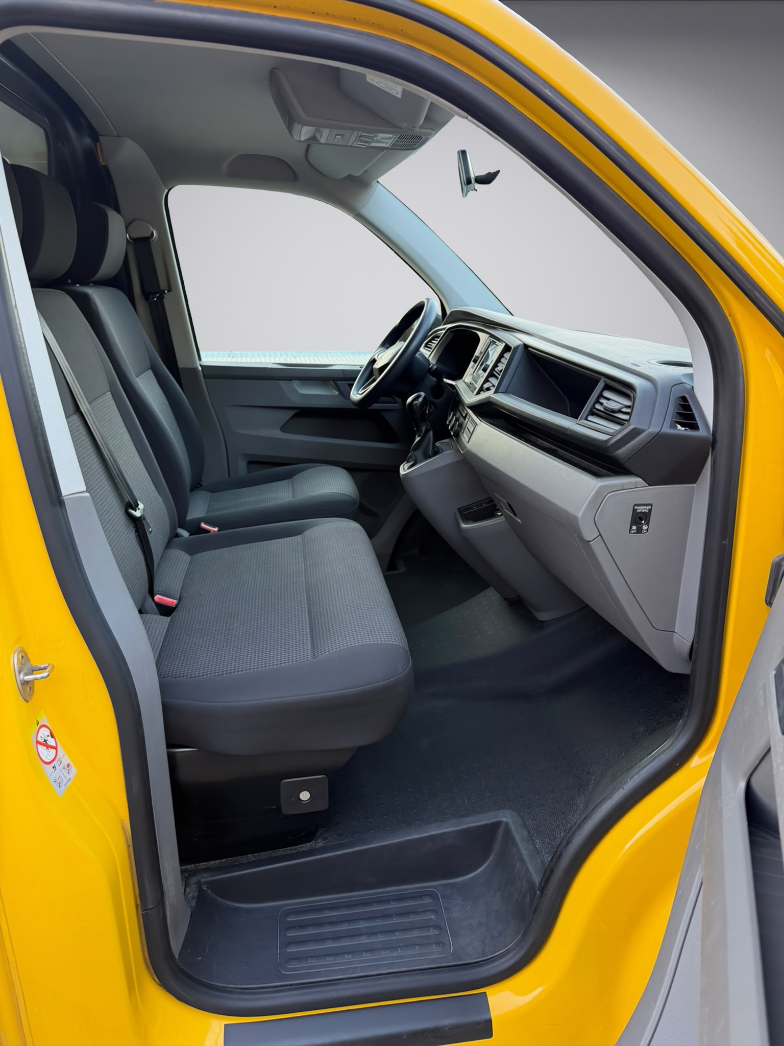 VW T6.1 2.0 TDI DSG * 150 PS * 3 Sitzer * Schiebetüre L&R * Flügeltüren Hinten *-image-9