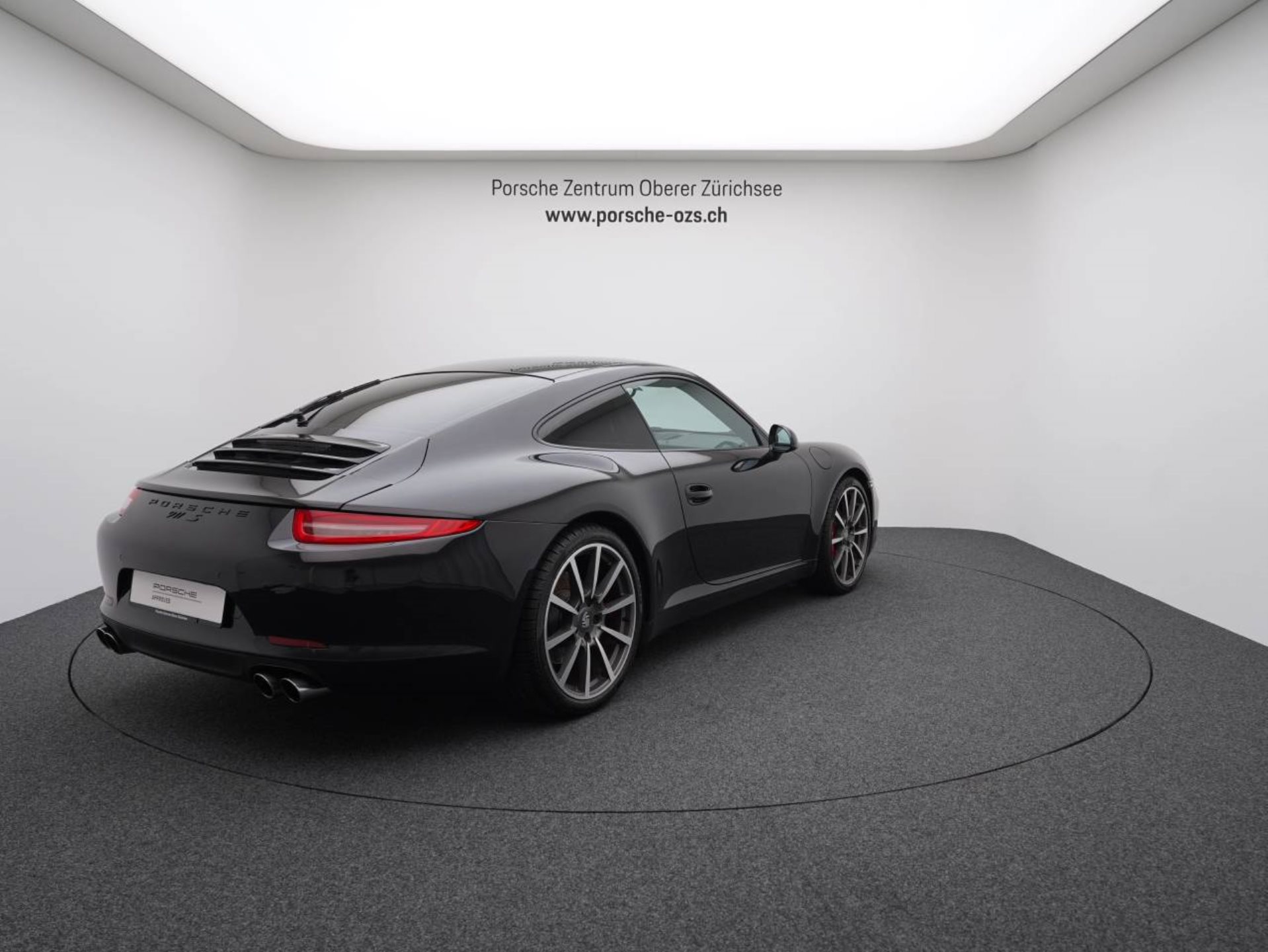 PORSCHE 911 Carrera S-image-6