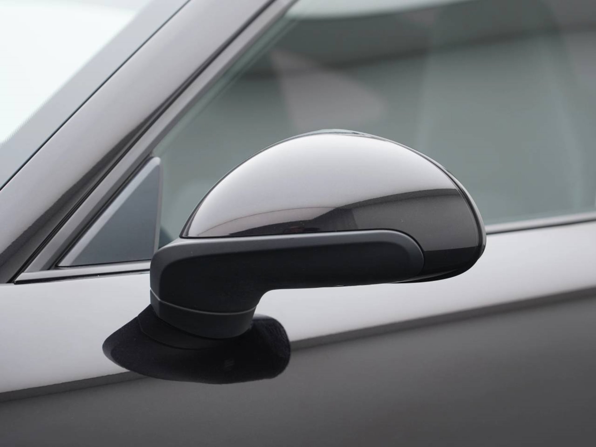 PORSCHE 911 Carrera S-image-13