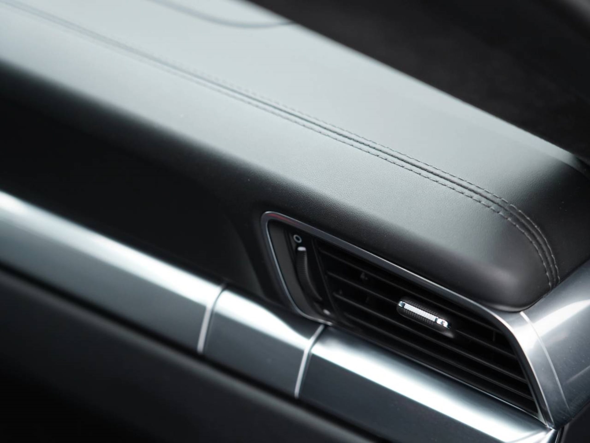 PORSCHE 911 Carrera S-image-30