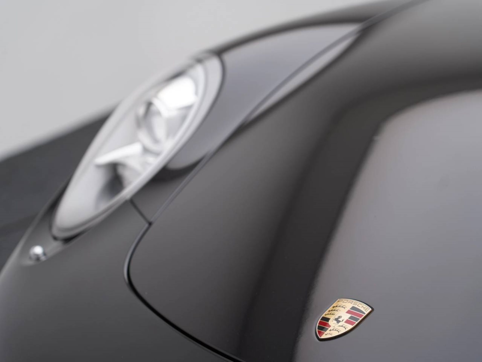 PORSCHE 911 Carrera S-image-11