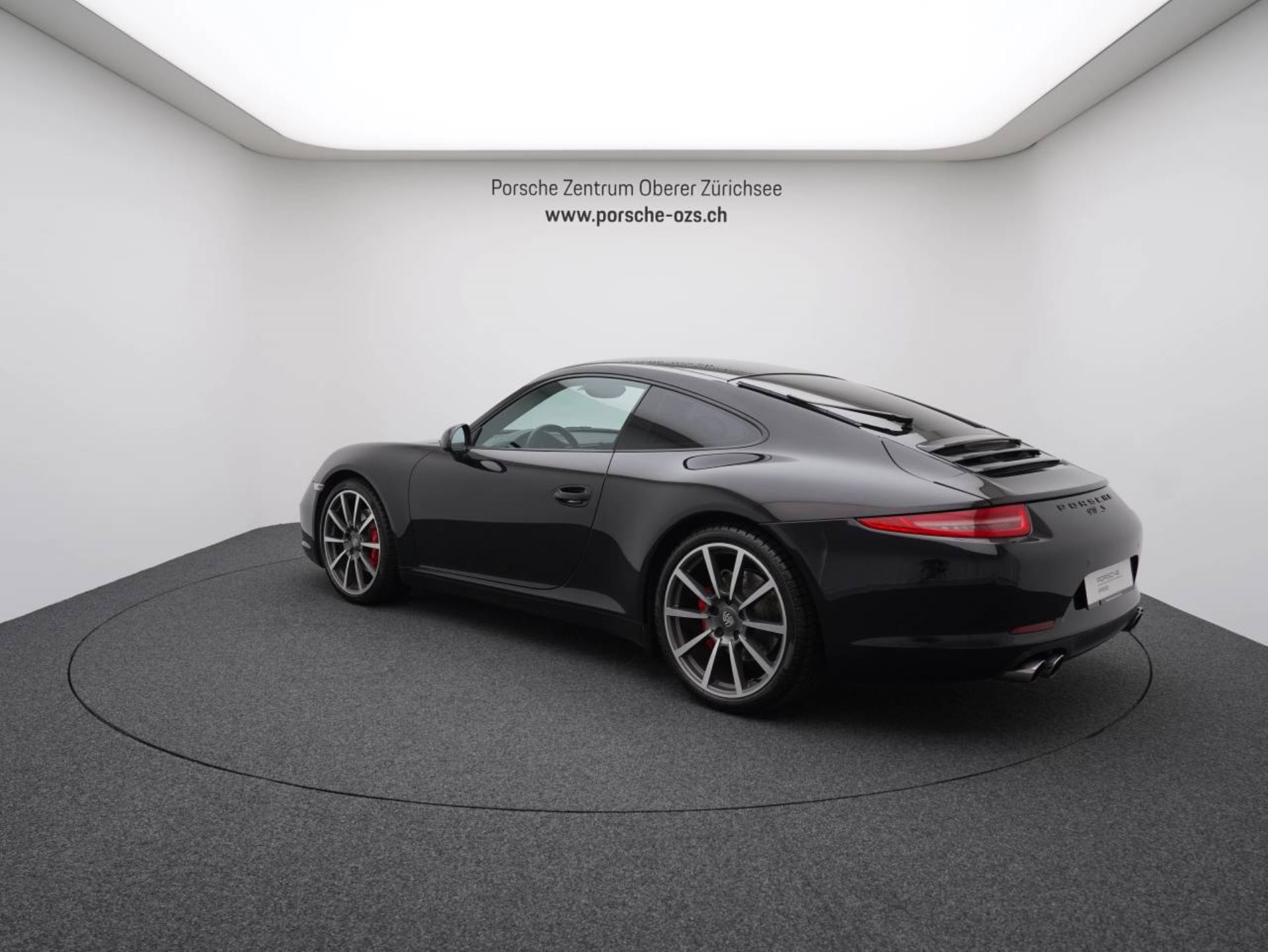 PORSCHE 911 Carrera S-image-2