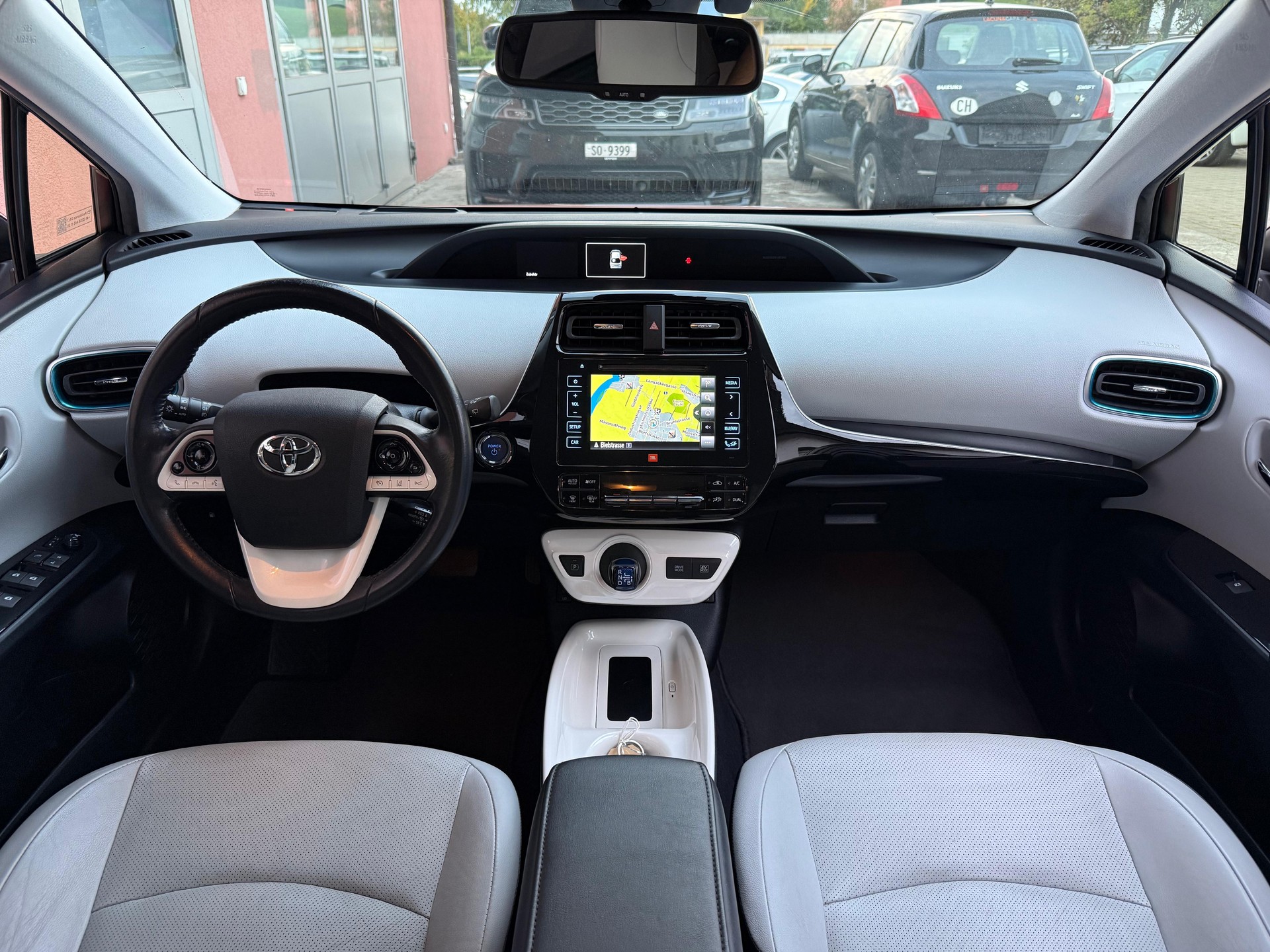 TOYOTA Prius 1.8 VVT-i HSD Sol Premium-image-6