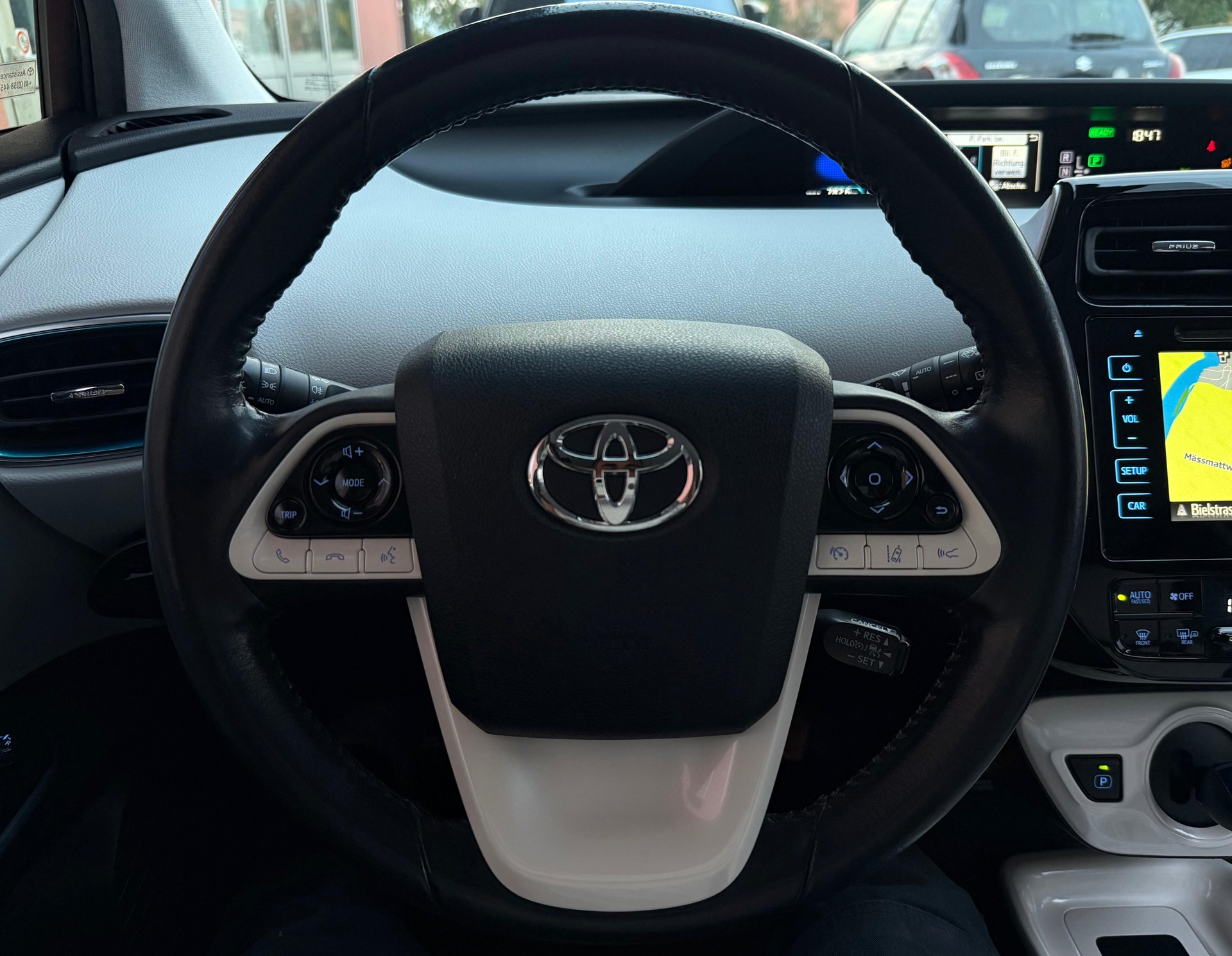 TOYOTA Prius 1.8 VVT-i HSD Sol Premium-image-7