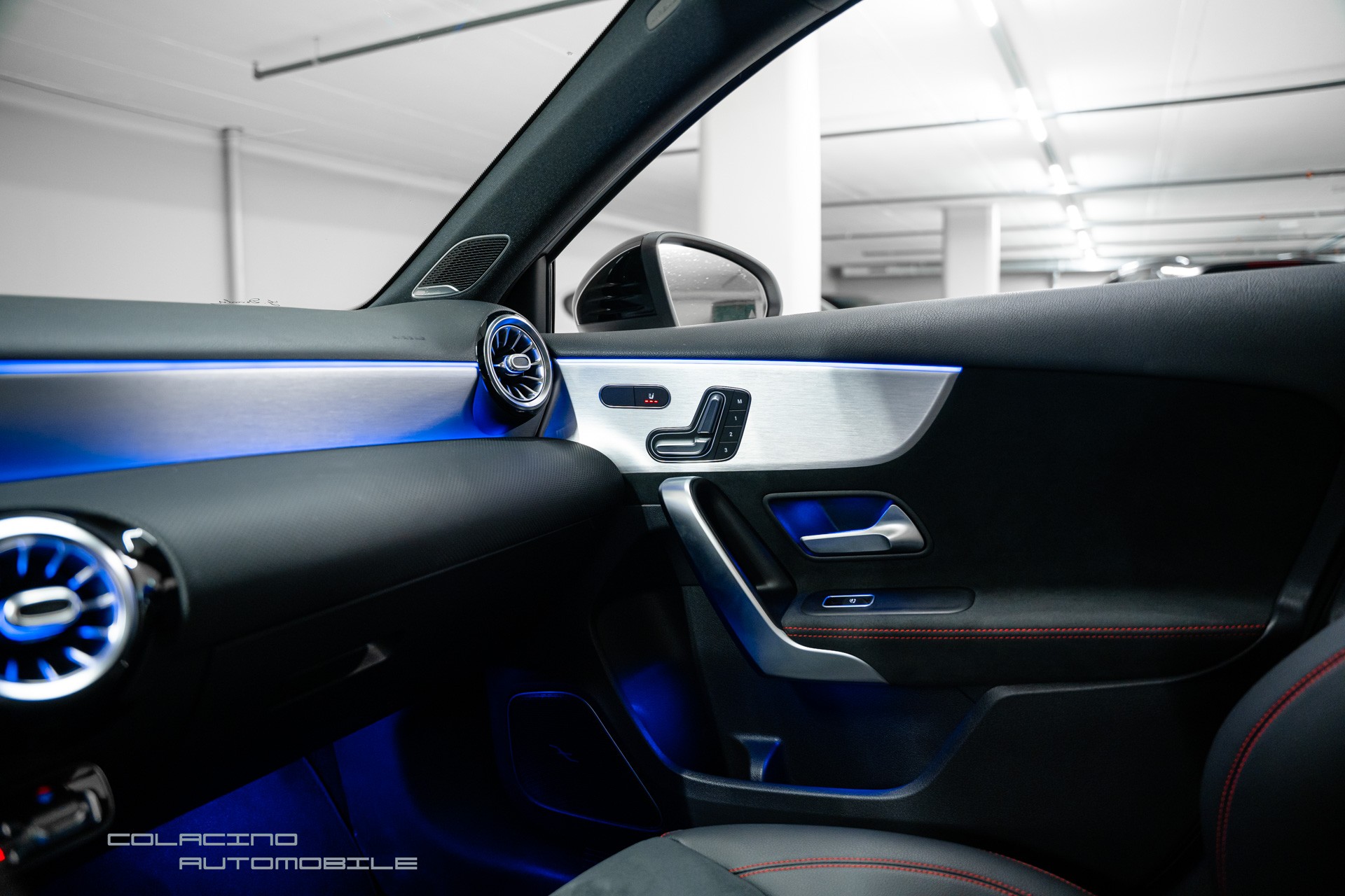 MERCEDES-BENZ A 35 AMG 4Matic Speedshift-image-22