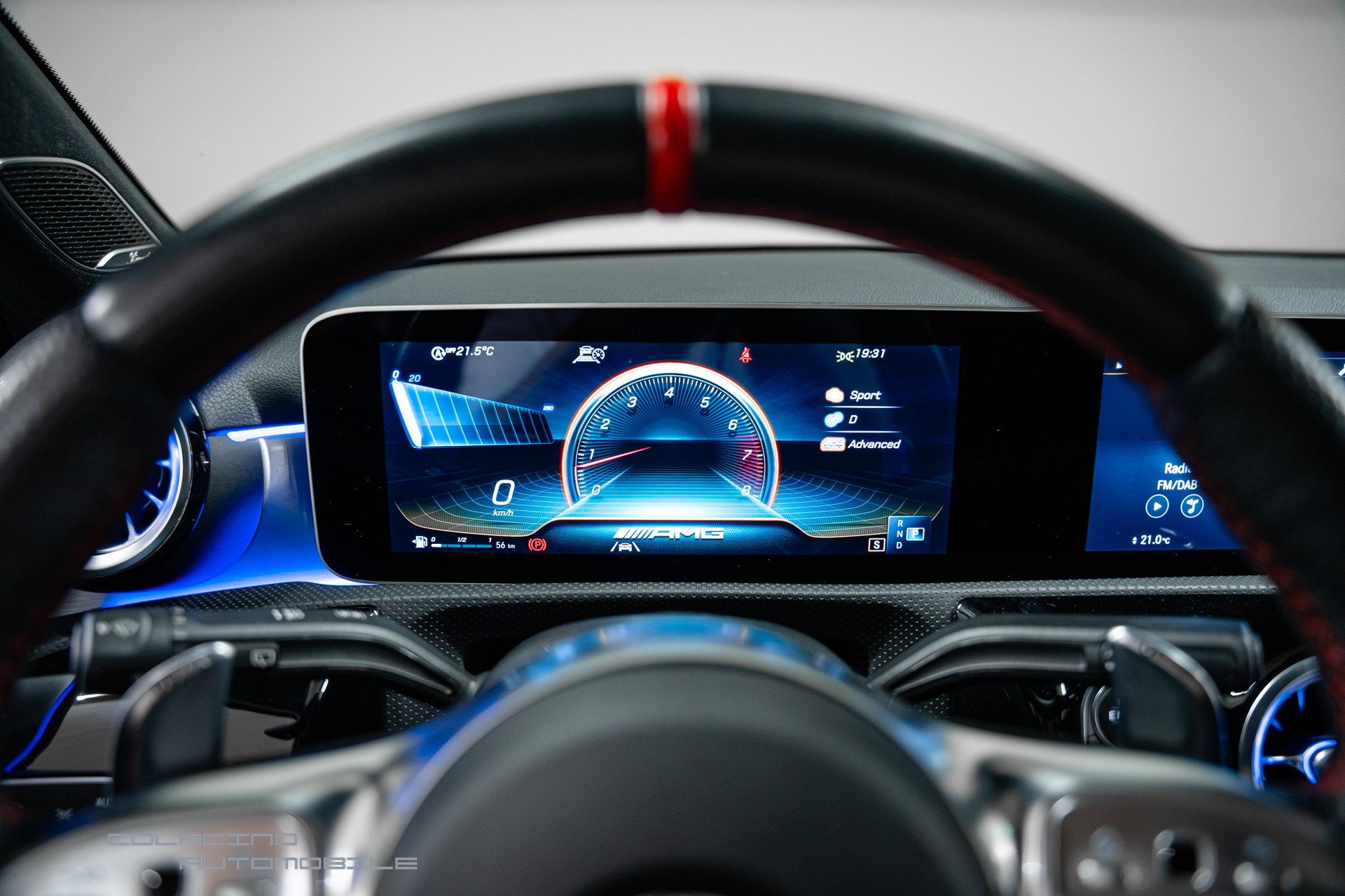 MERCEDES-BENZ A 35 AMG 4Matic Speedshift-image-19