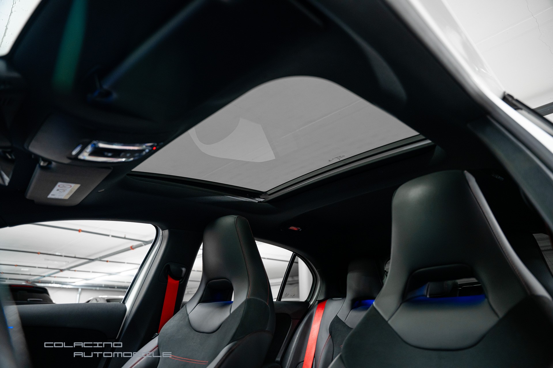 MERCEDES-BENZ A 35 AMG 4Matic Speedshift-image-28