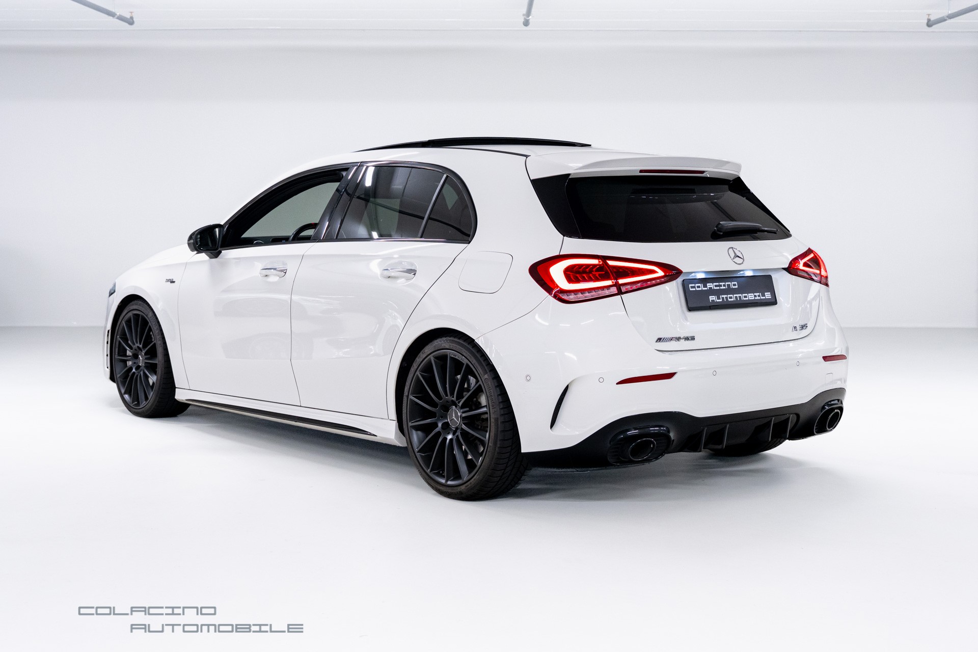MERCEDES-BENZ A 35 AMG 4Matic Speedshift-image-3