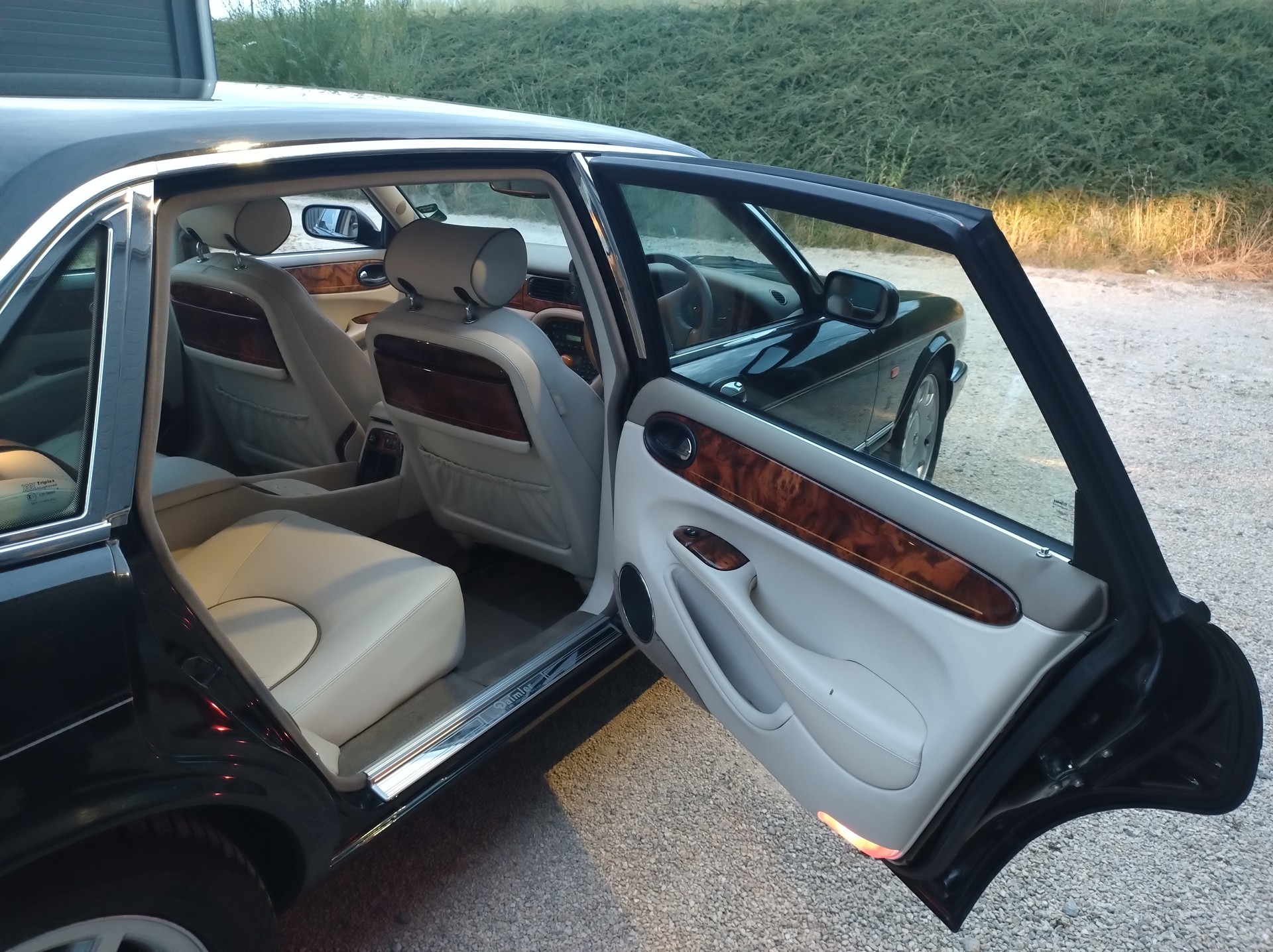 DAIMLER 4.0 Super/C-image-15