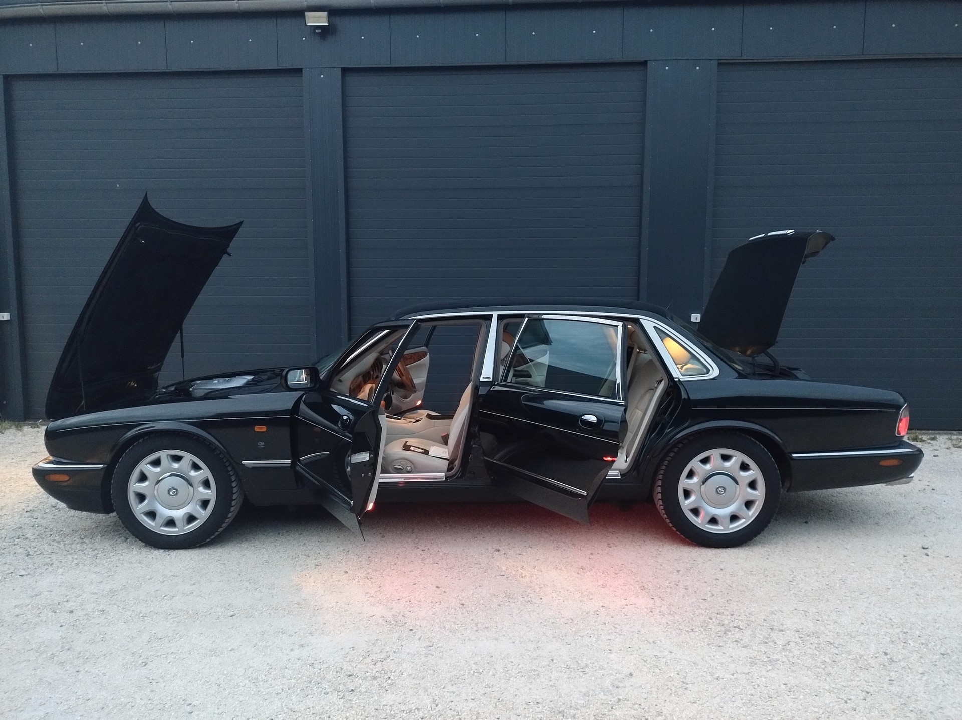 DAIMLER 4.0 Super/C-image-16