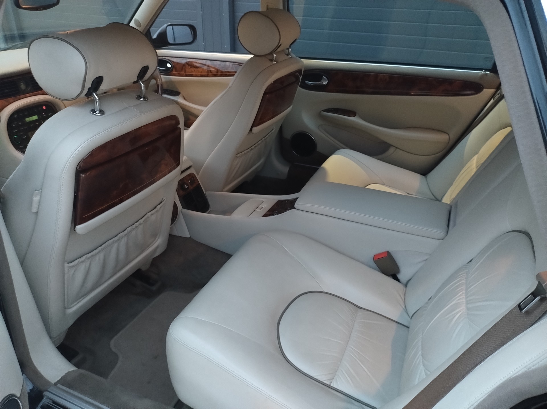 DAIMLER 4.0 Super/C-image-11
