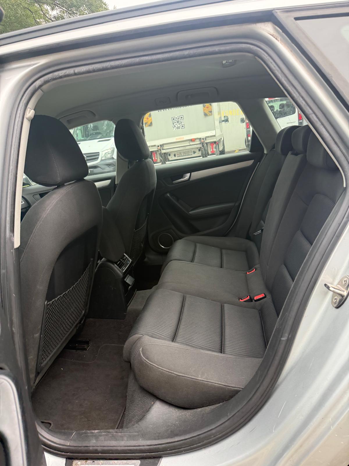 AUDI A4 Avant 3.0 TDI quattro S-tronic-image-9