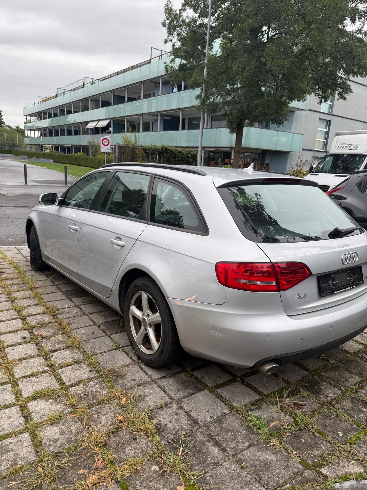 AUDI A4 Avant 3.0 TDI quattro S-tronic-image-2