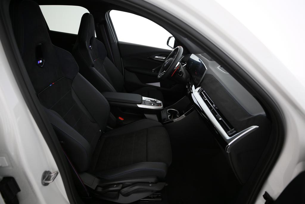BMW X2 M35i-image-11