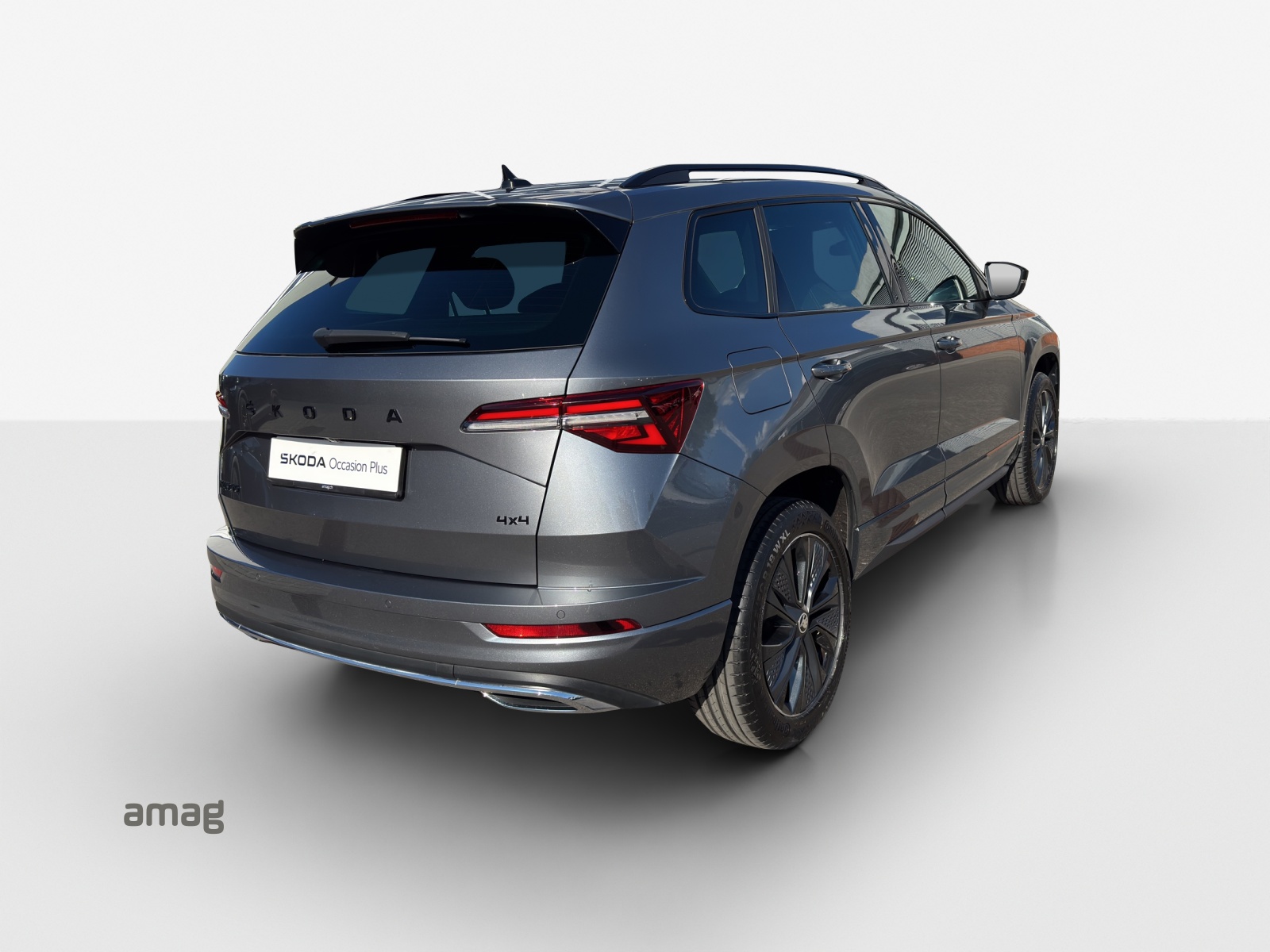 SKODA Karoq 2.0 TDI CR Sport Line 4x4 DSG-image-4