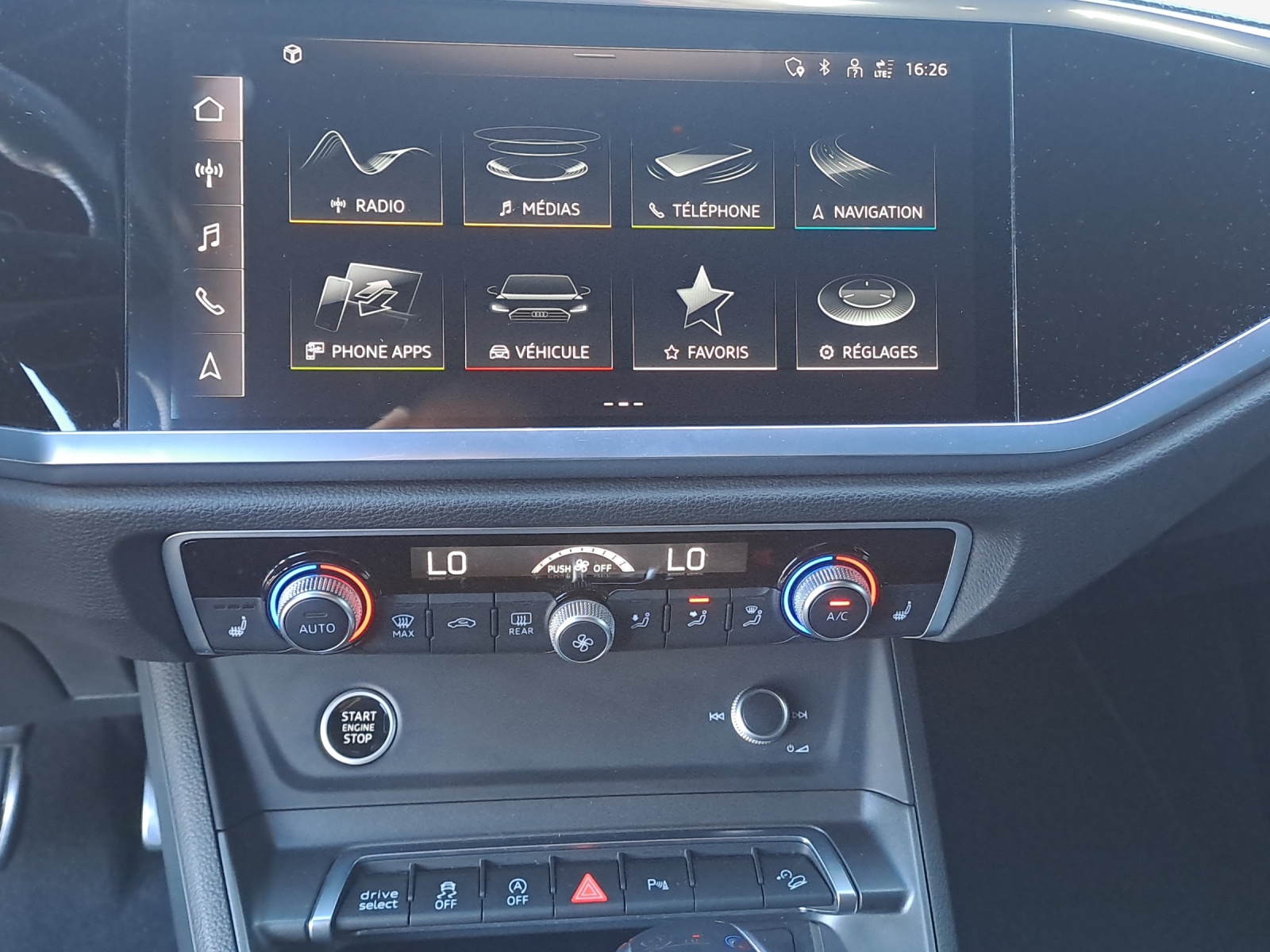 AUDI Q3 Sportback 45 TFSI S line quattro S-tronic-image-10