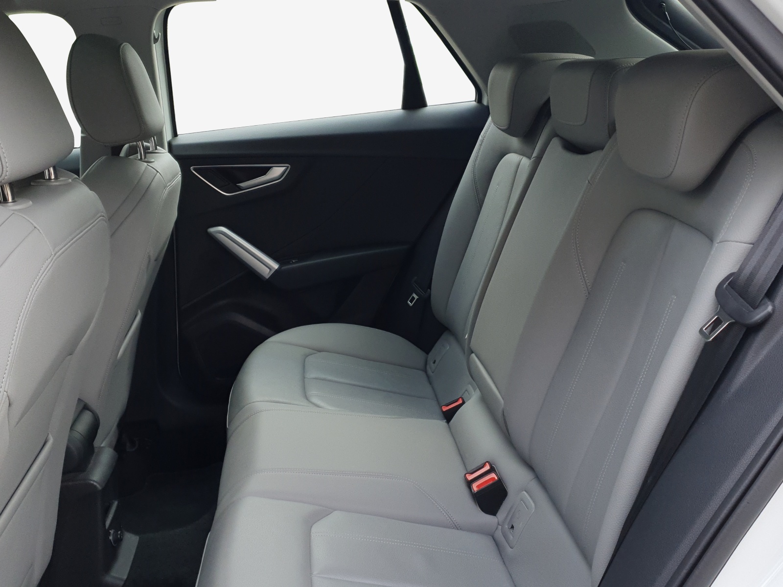 AUDI Q2 40 TFSI Attraction quattro S-tronic-image-11