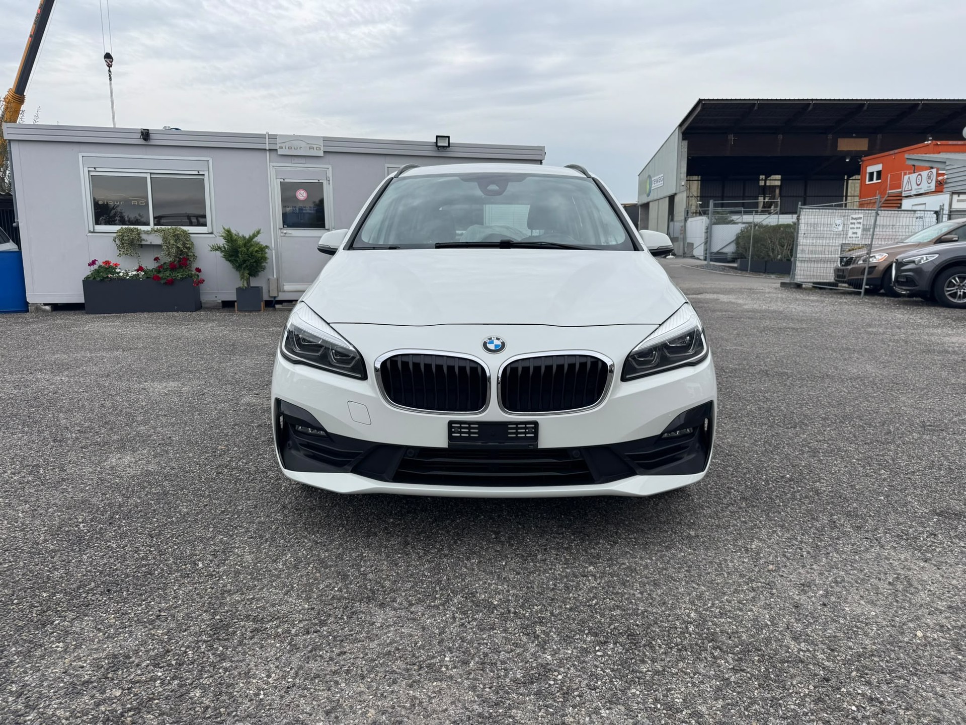 BMW 218d xDrive Gran Tourer Steptronic-image-0