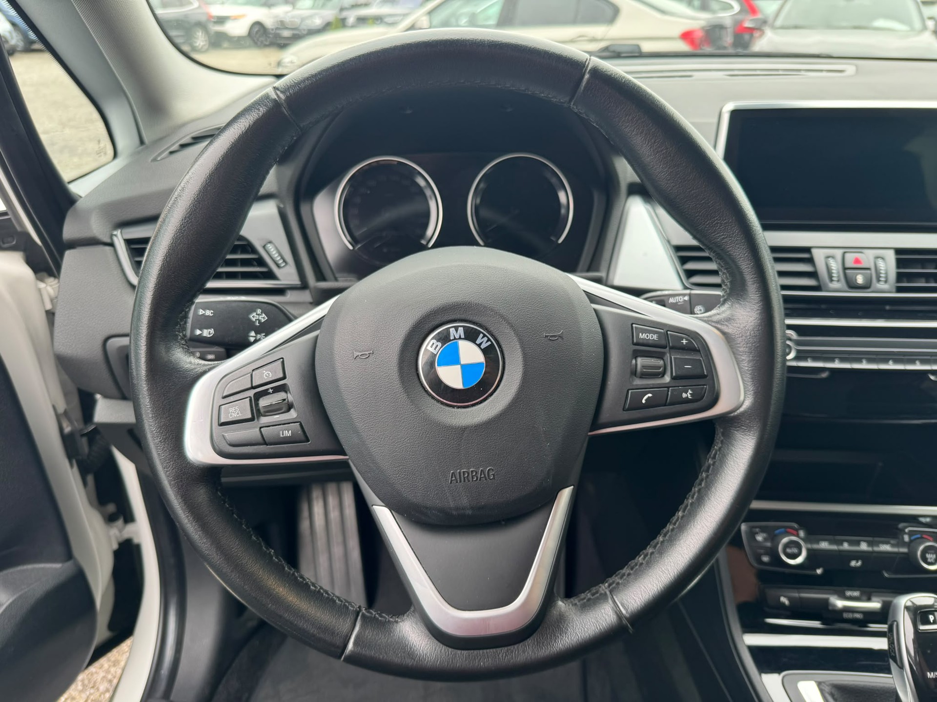 BMW 218d xDrive Gran Tourer Steptronic-image-6