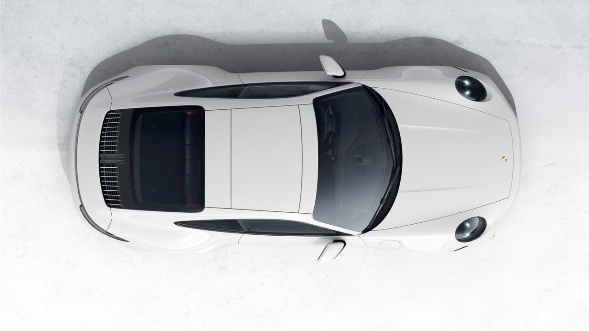 PORSCHE 911 Carrera 4 GTS-image-3